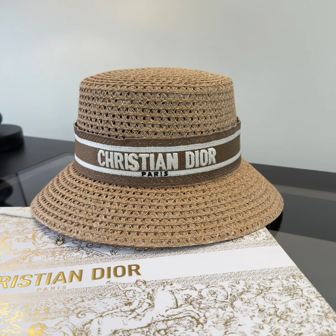 Головные Уборы Christian Dior 13294449