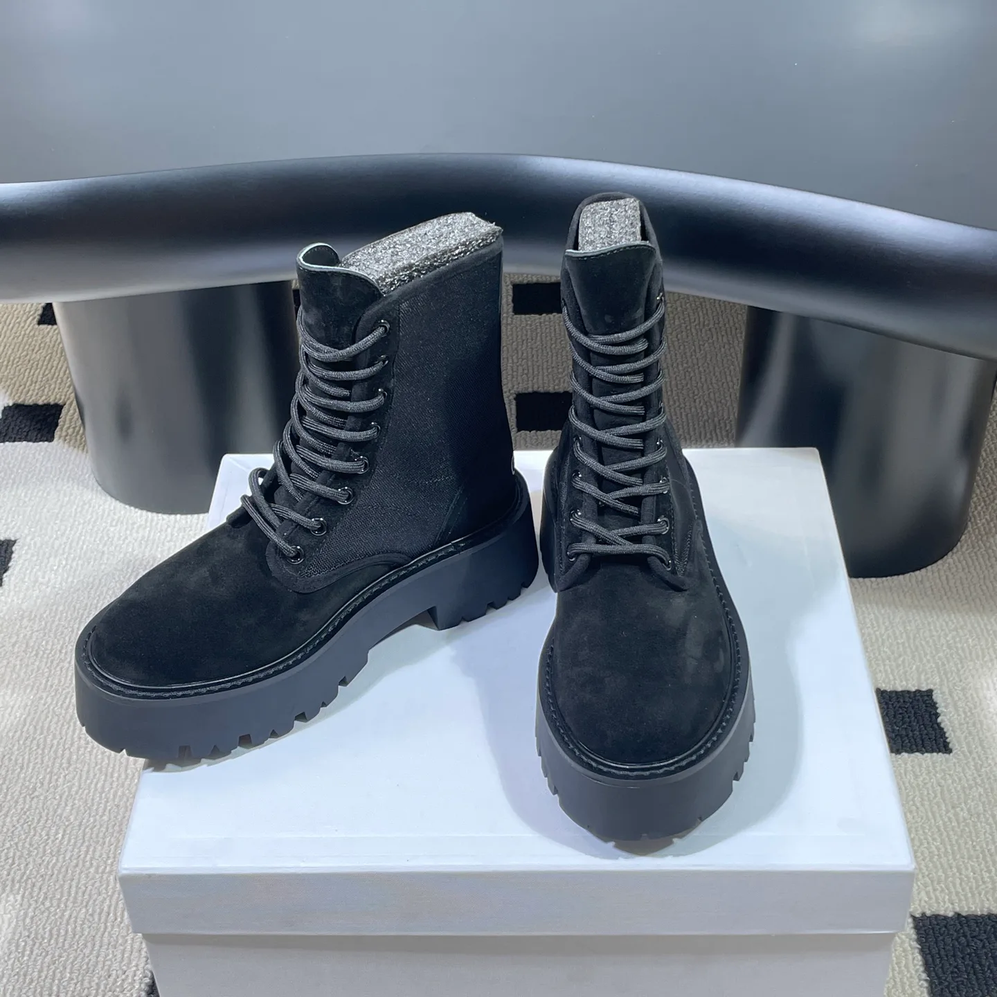Ботинки Женские Celine 18041608