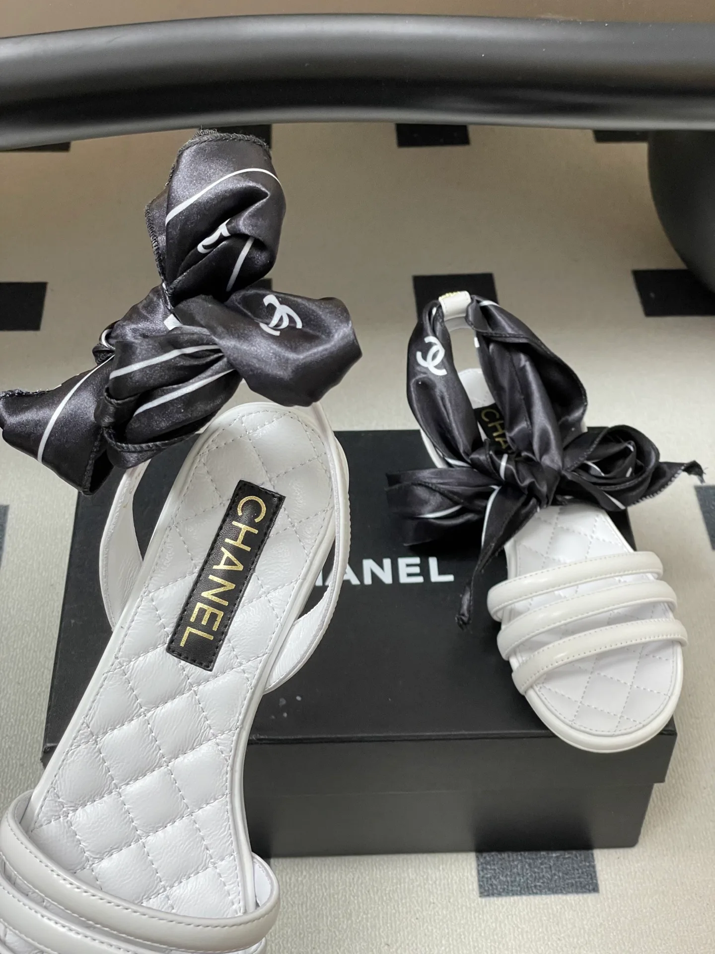 Сандалии Женские Chanel 374950