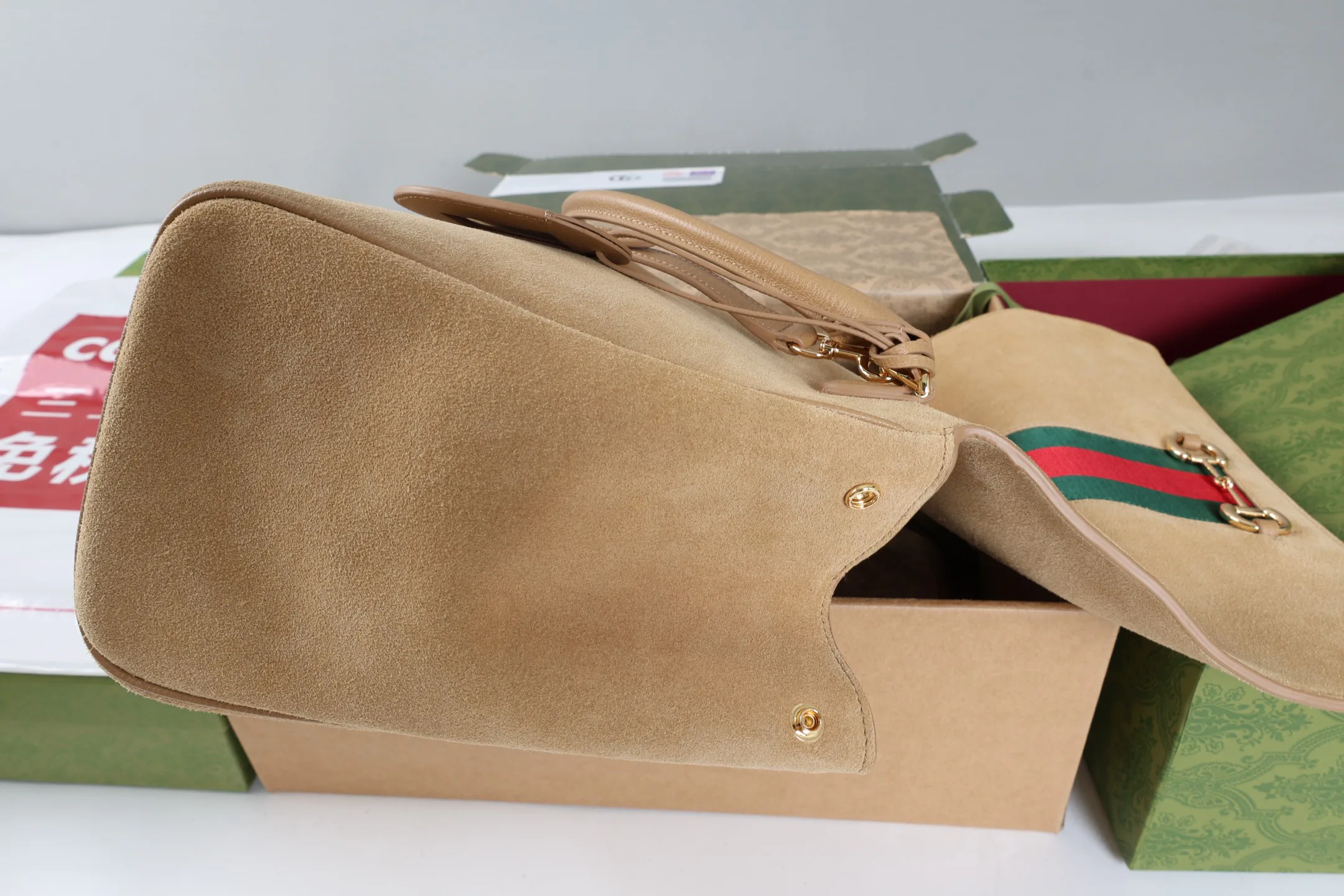 Классические Сумки Женские Gucci 18250562