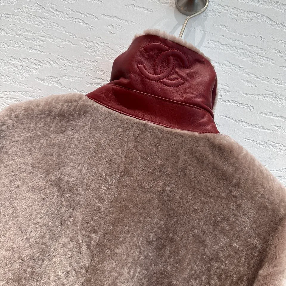 Кожаные Куртки И Дублёнки Женские Chanel 18722058