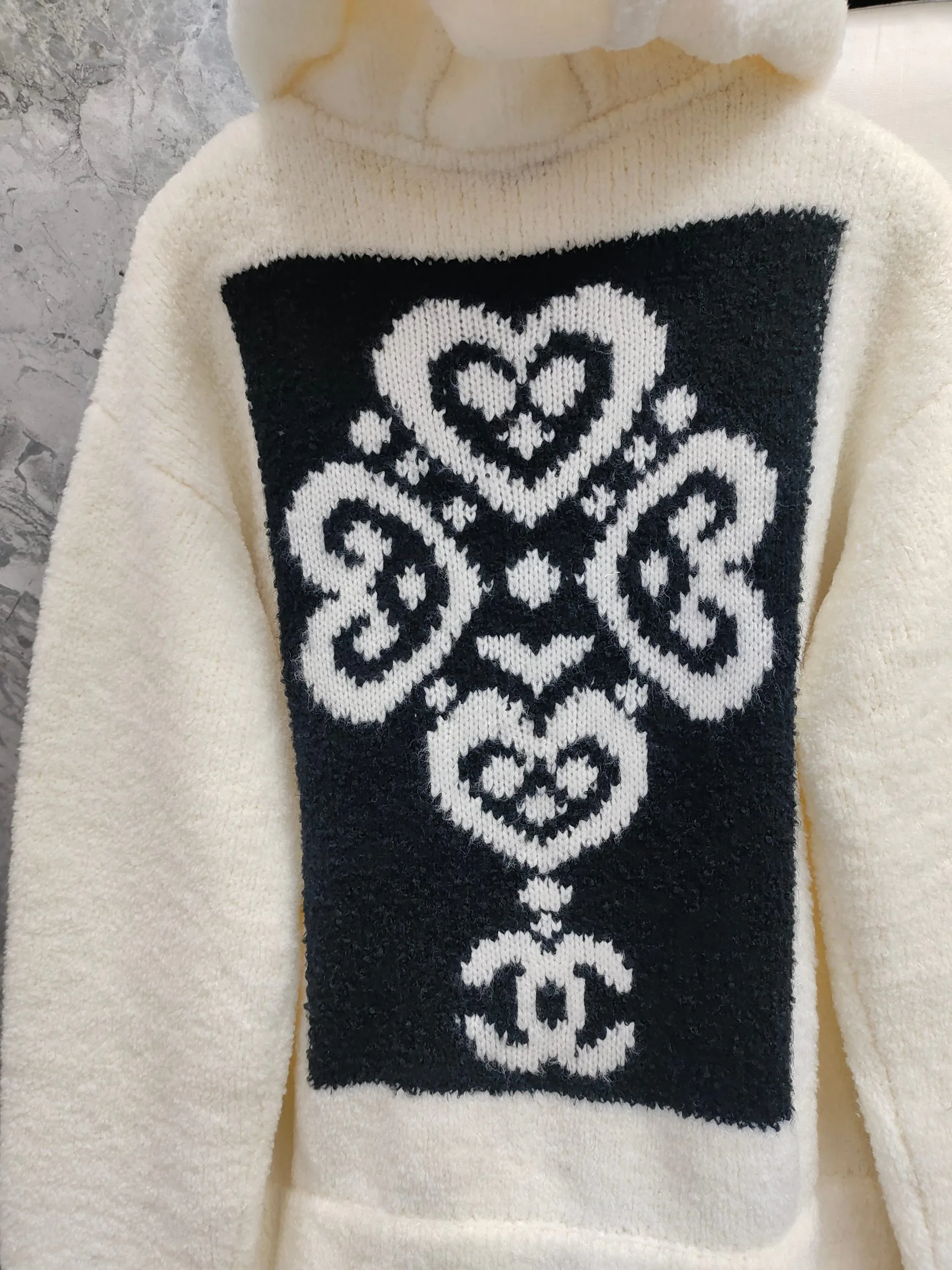 Куртки И Пуховики Женские Chanel 9859147