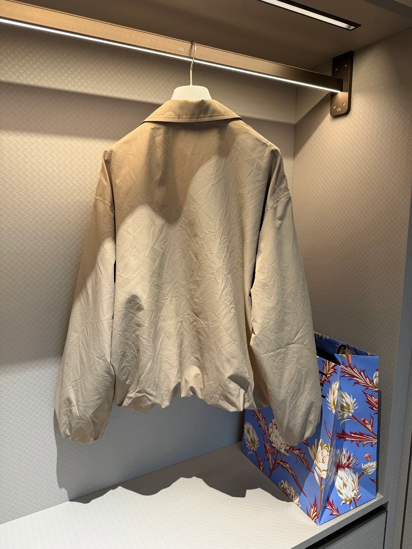Куртки И Пуховики Женские Loewe 17557387