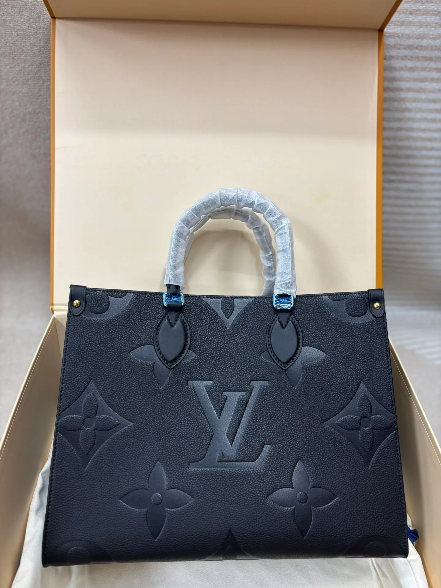Классические Сумки Женские Louis Vuitton 25243