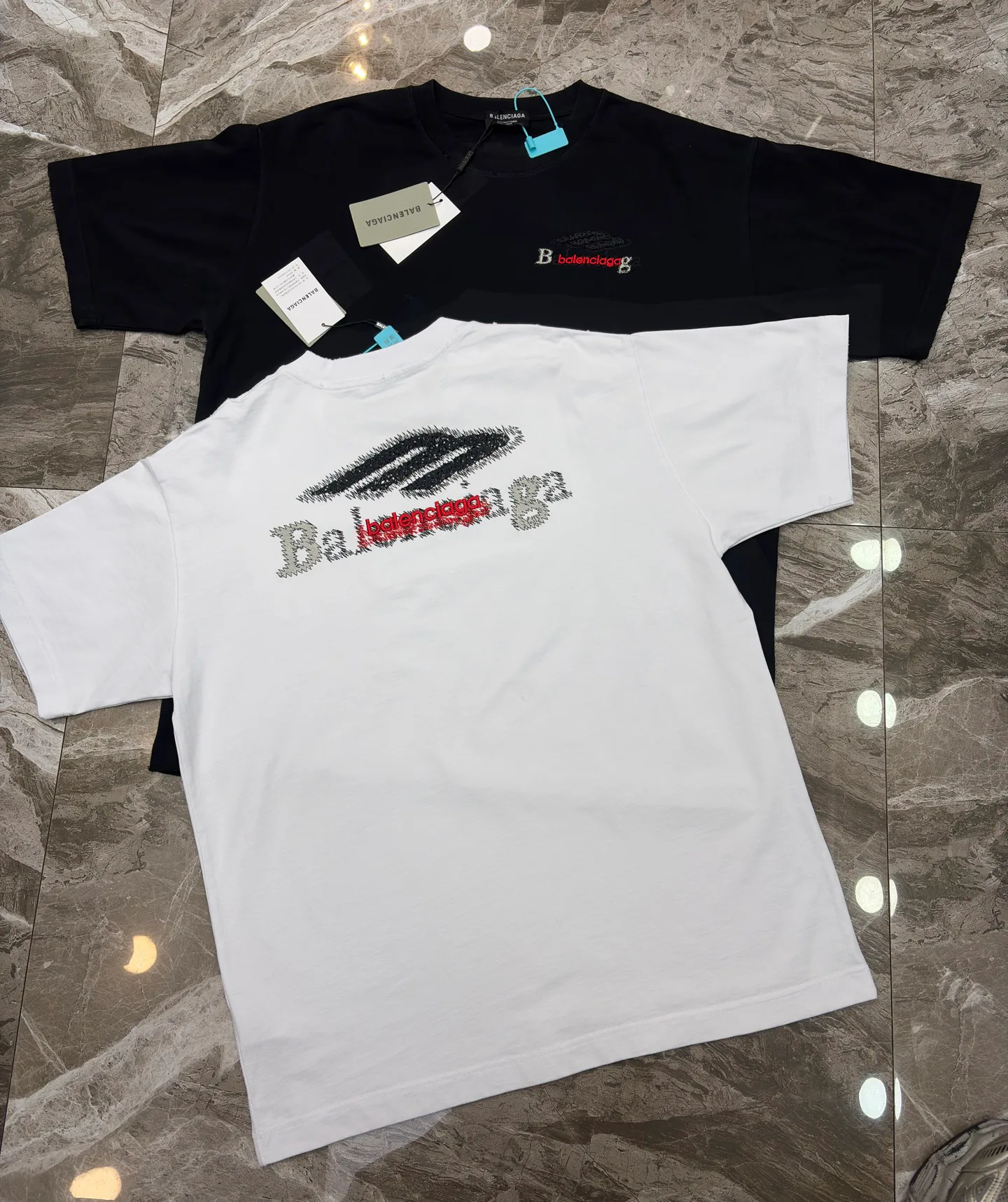 Футболки Женские Balenciaga 1671790