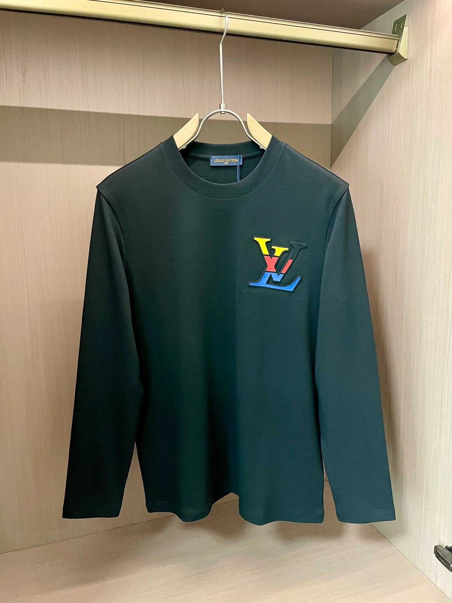 Лонгсливы Мужские Louis Vuitton 560371