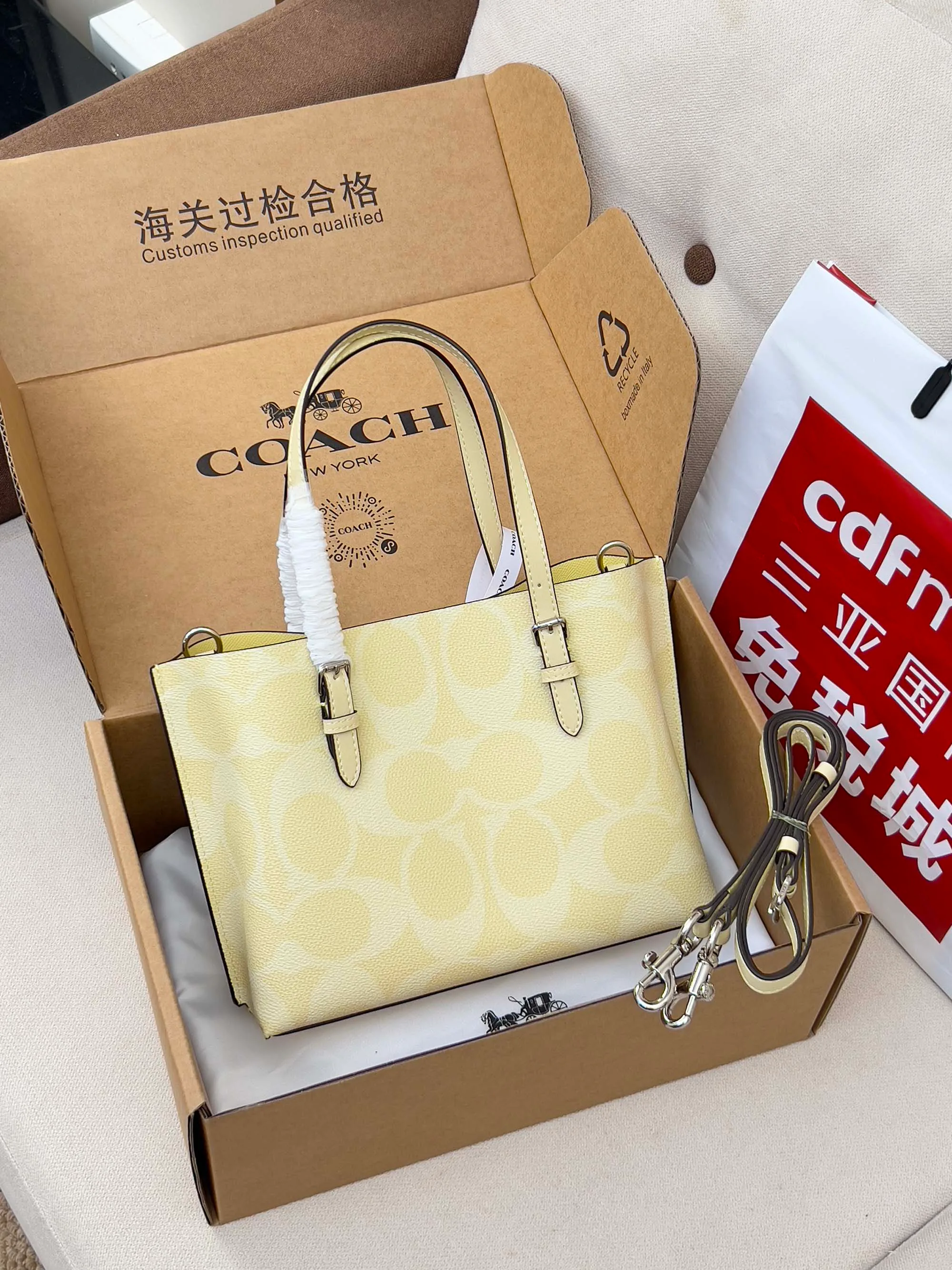 Классические Сумки Женские Coach 1864367