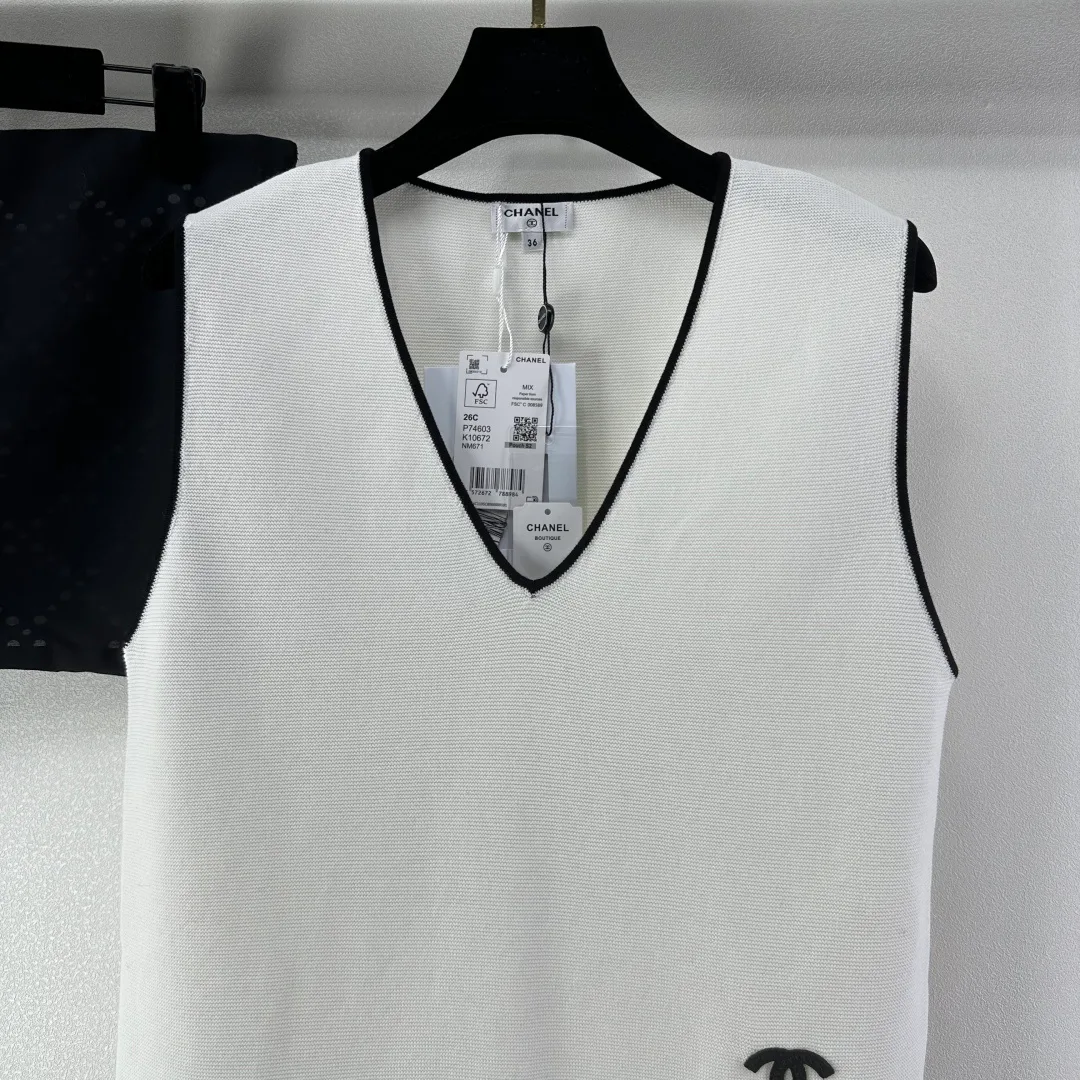 Жилеты Женские Chanel 11455056