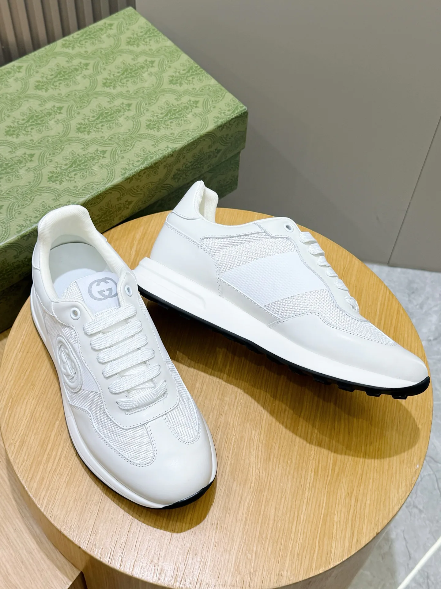 Кроссовки Мужские Gucci 17301776