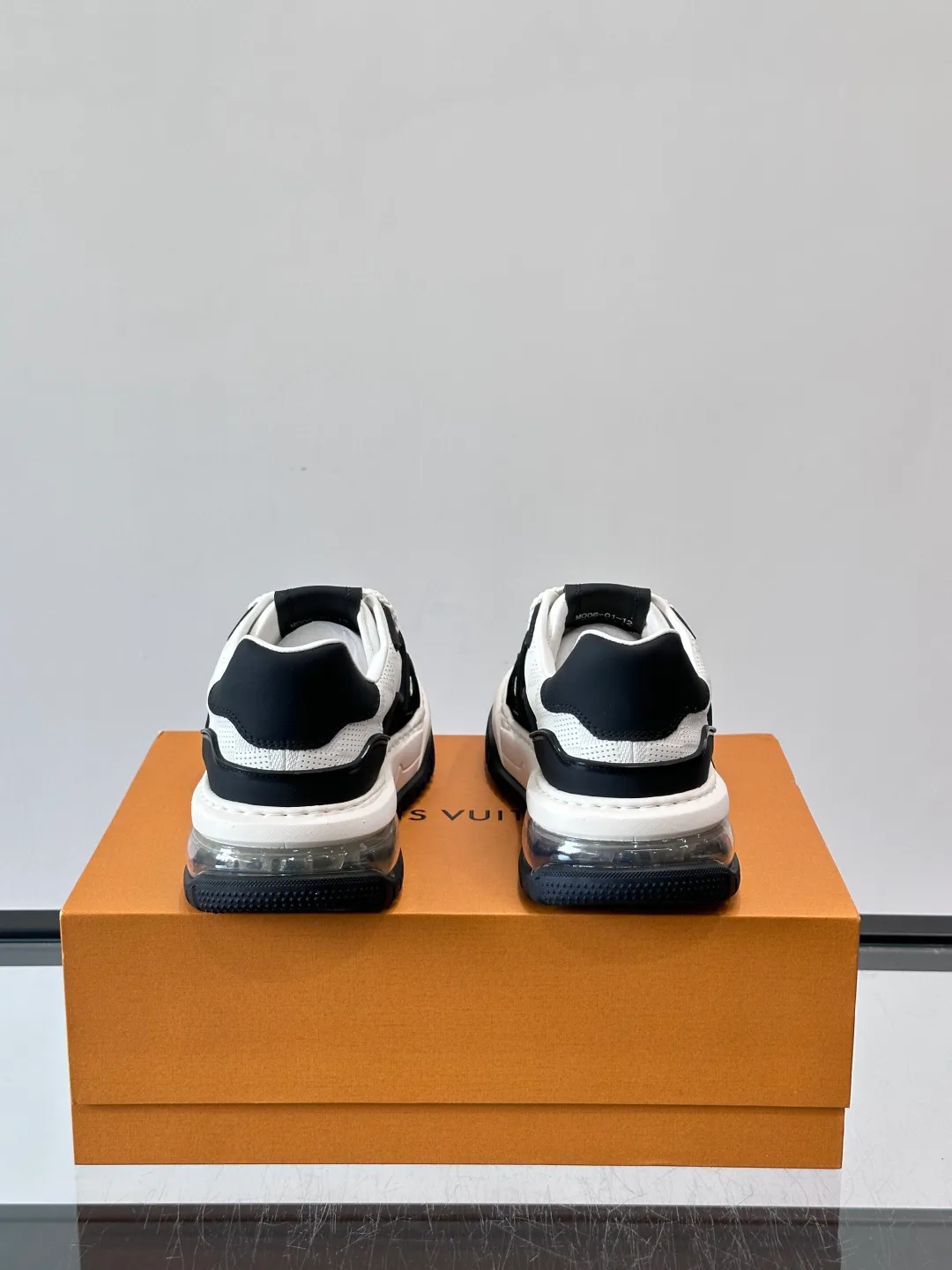 Кроссовки Мужские Louis Vuitton 13452999