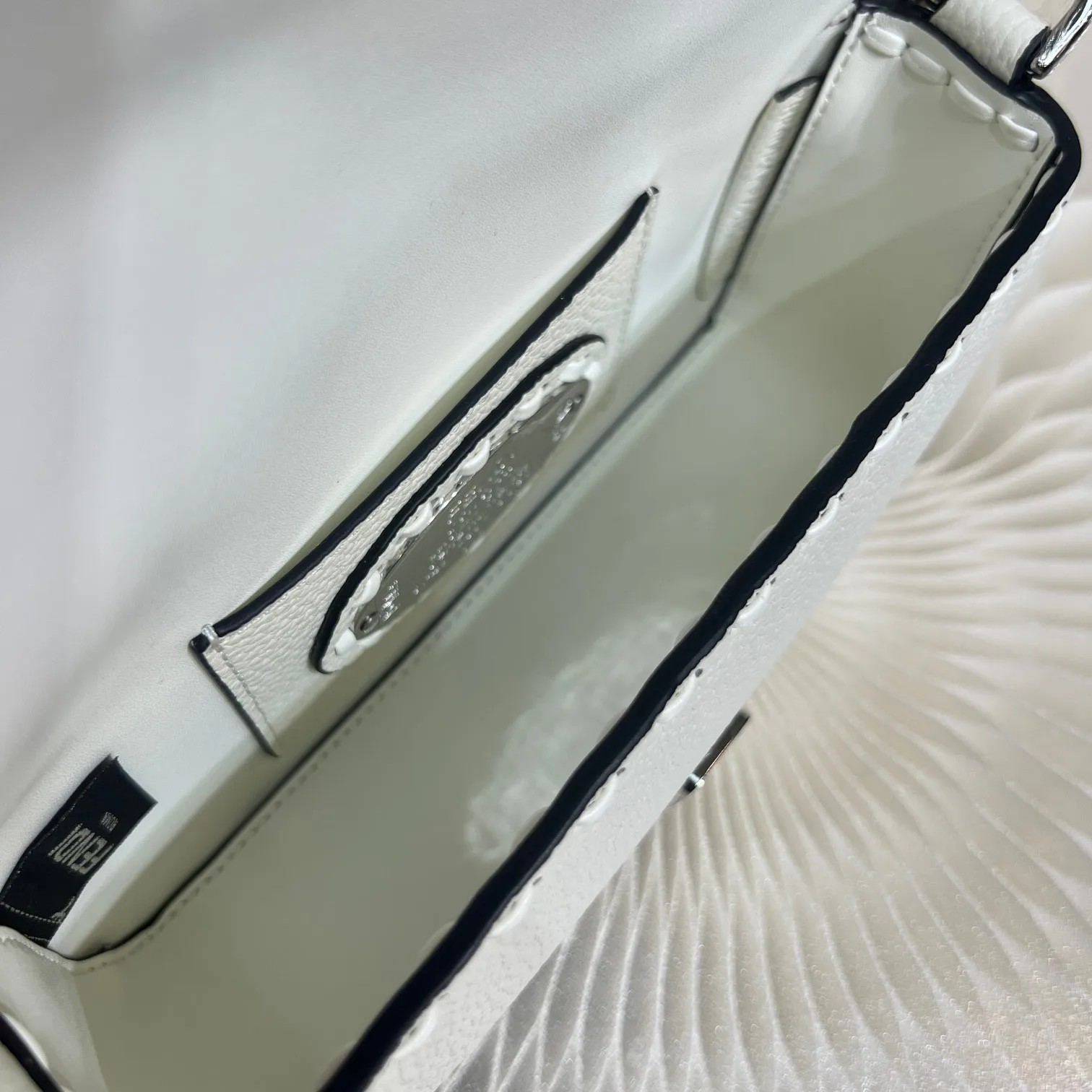 Классические Сумки Женские Fendi 12718231