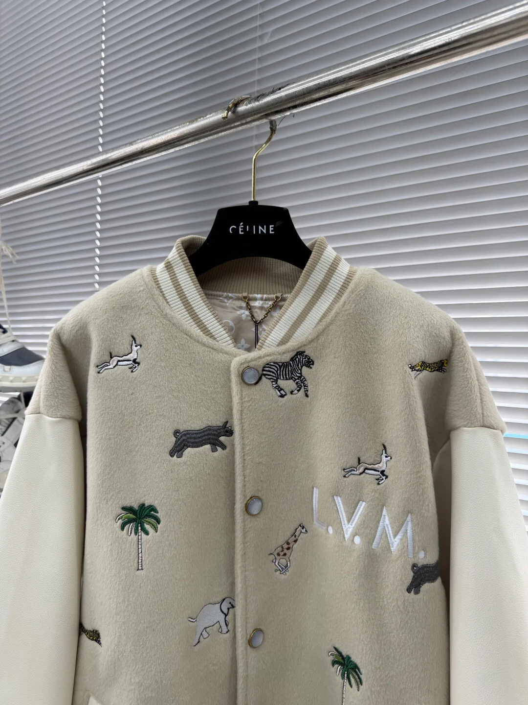 Куртки И Пуховики Мужские Louis Vuitton 1265354