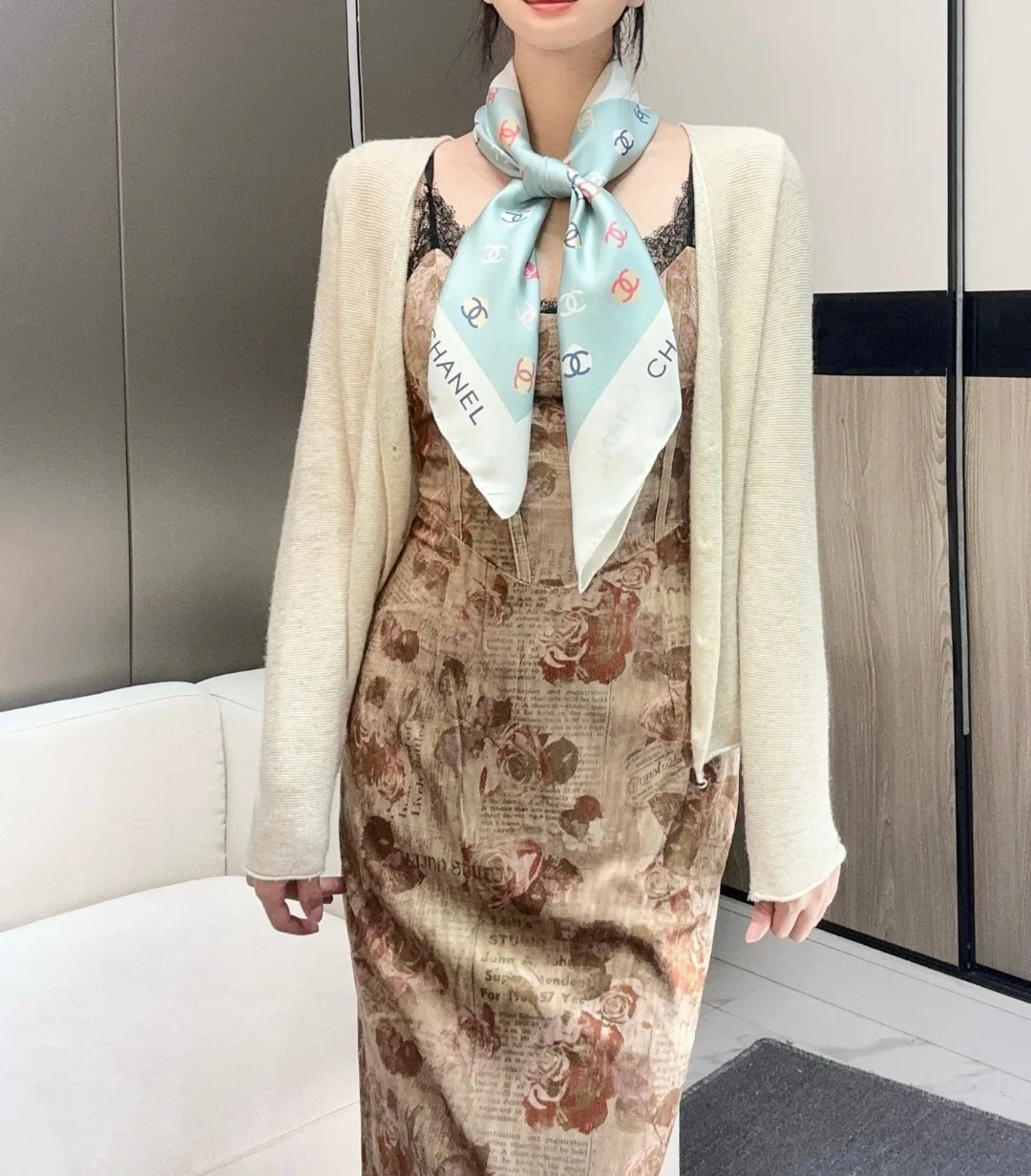 Платки Chanel 18476727