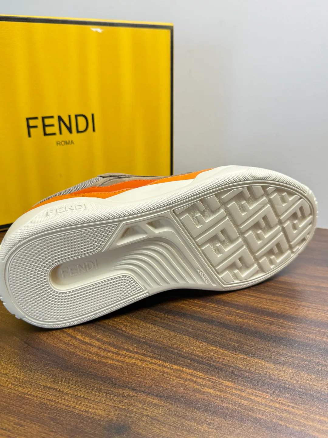 Кроссовки Мужские Fendi 20143368