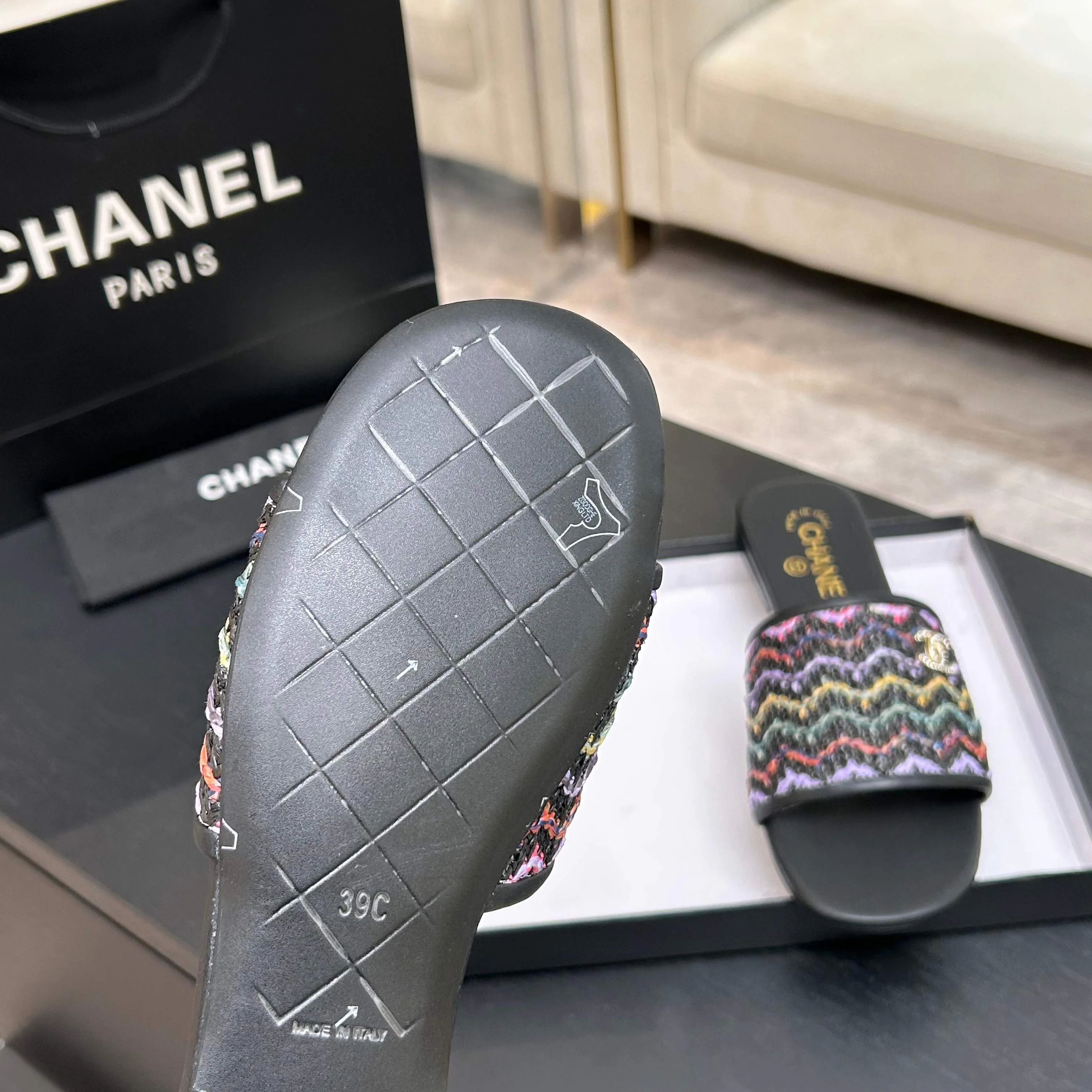 Шлепанцы Женские Chanel 10611366