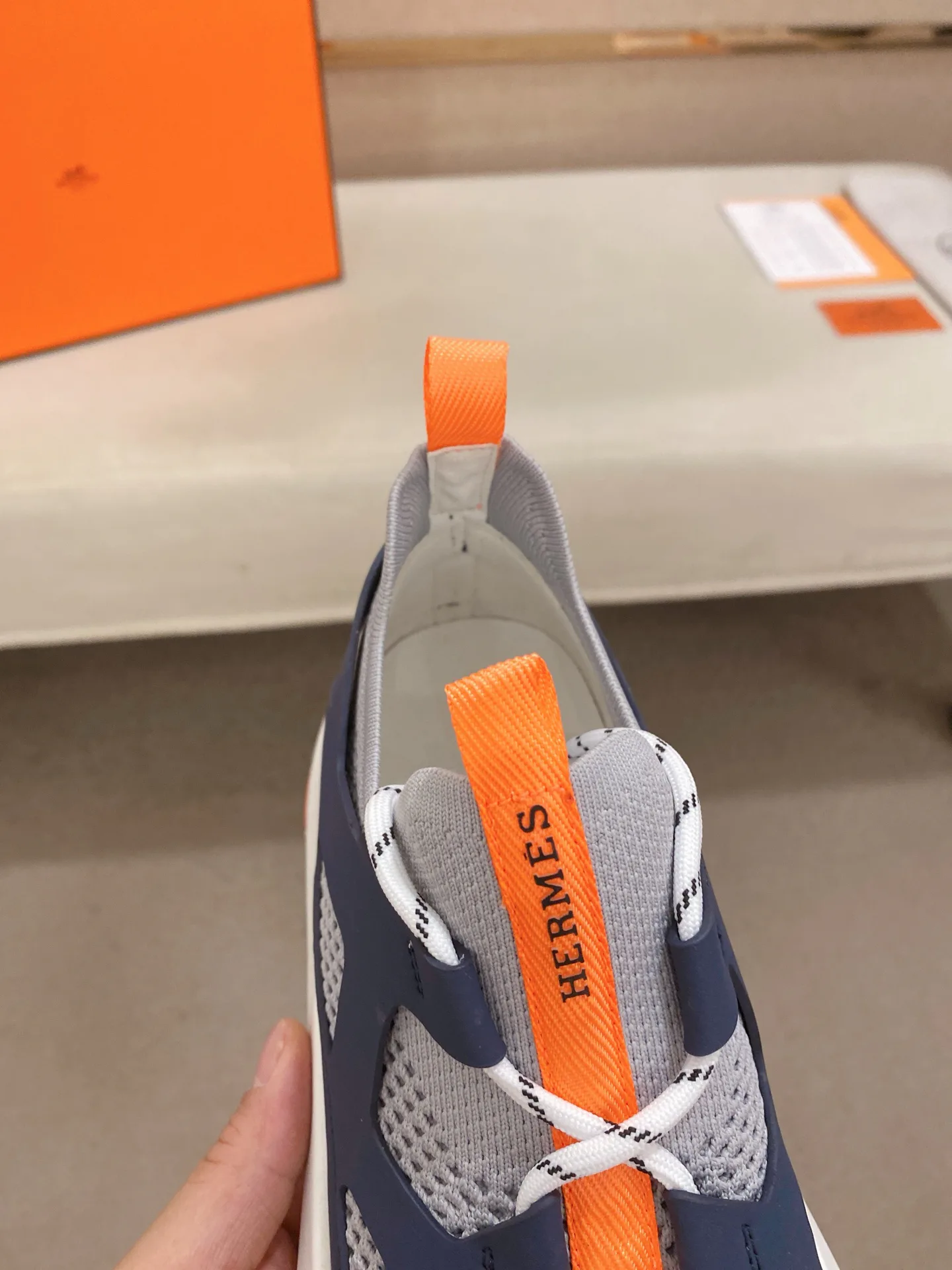 Кроссовки Мужские Hermes 17955137