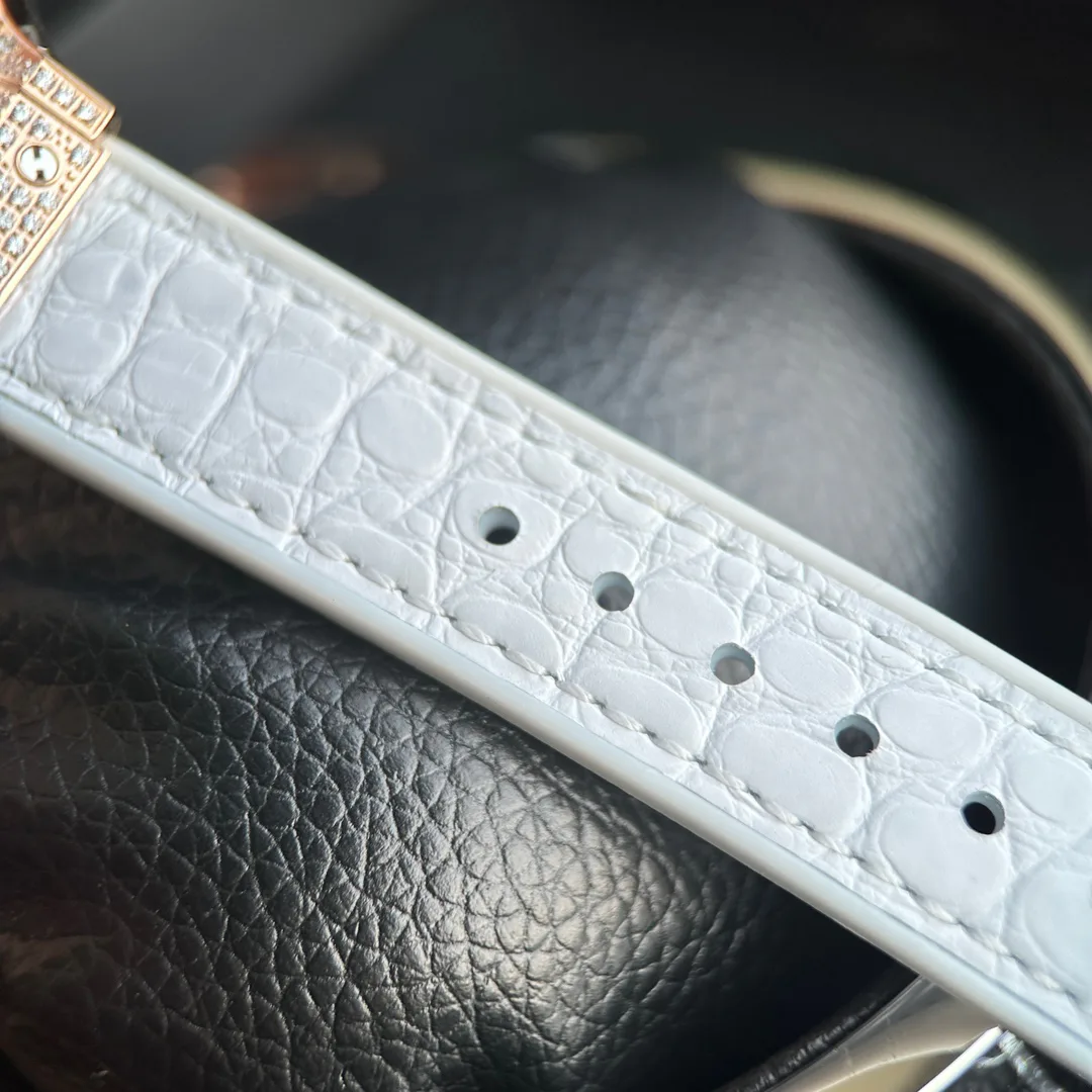 Часы Женские Hublot 17629717