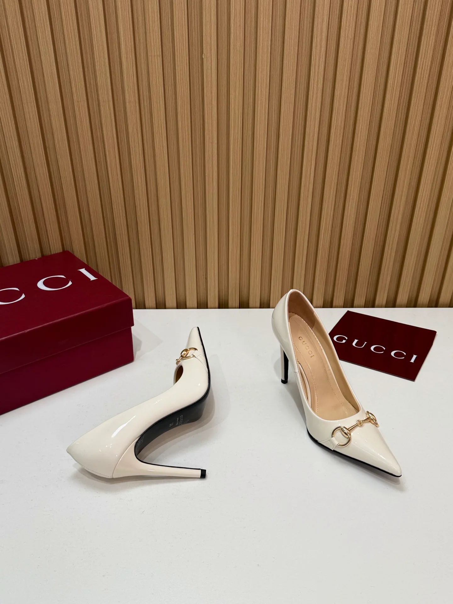 Туфли Женские Gucci 18245473