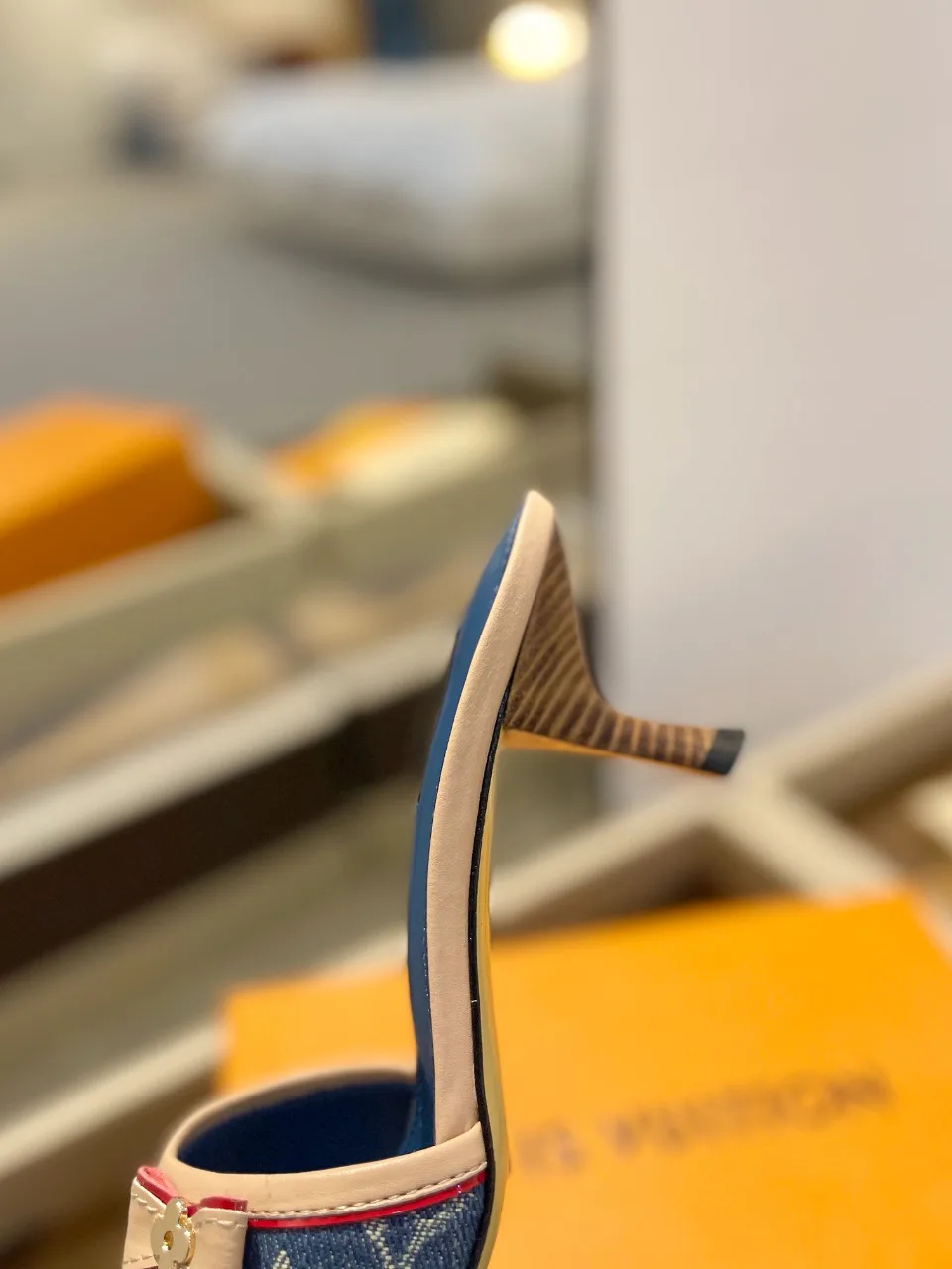 Босоножки Женские Louis Vuitton 9623499