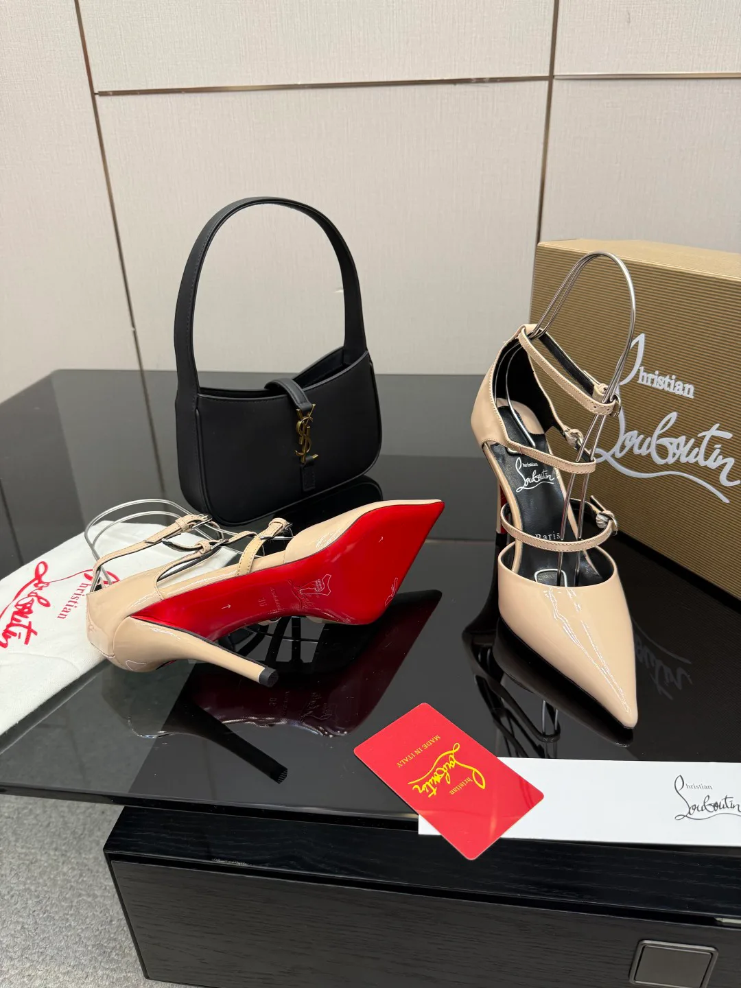 Туфли Женские Christian Louboutin 399077
