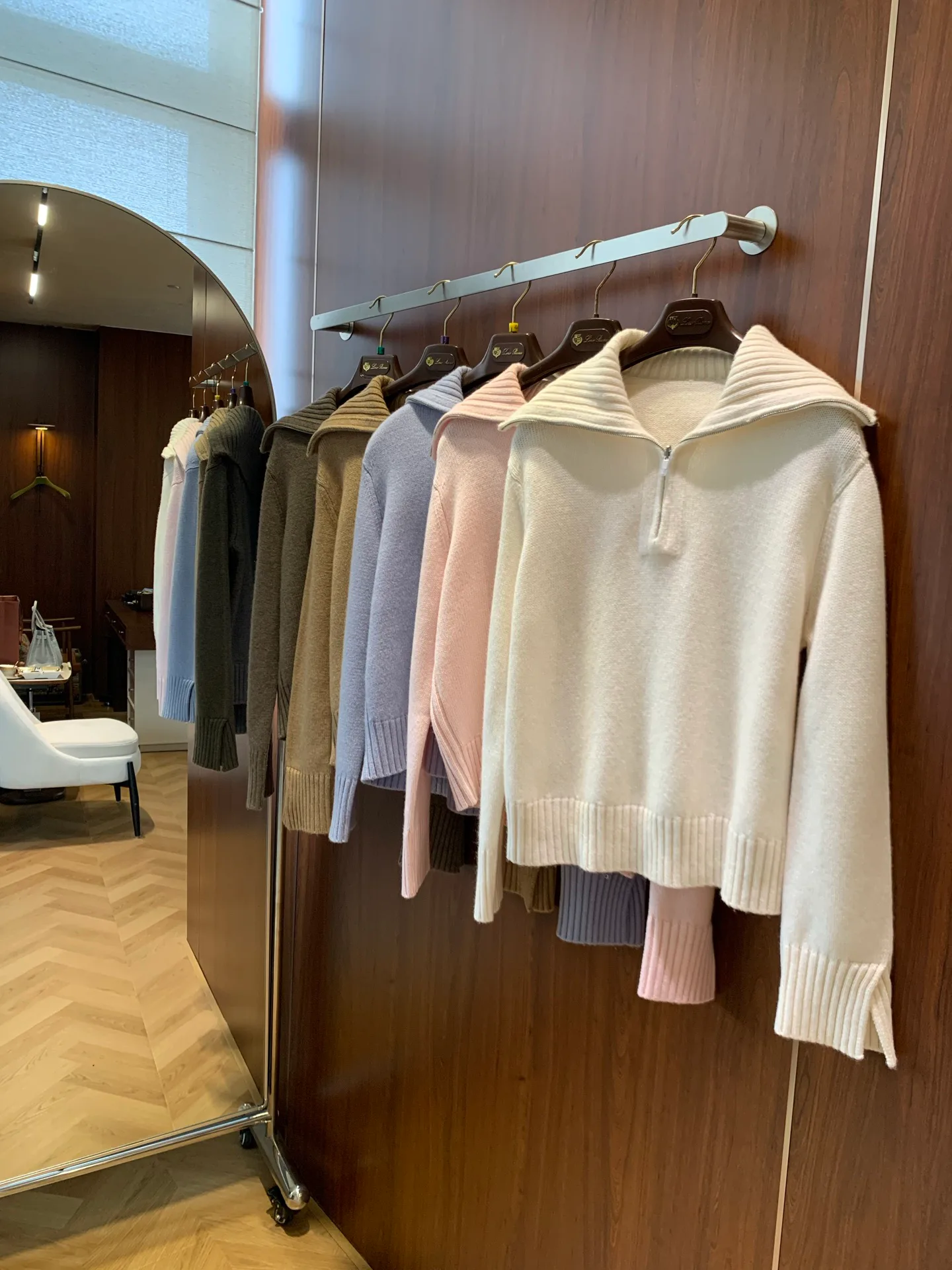 Джемперы И Свитеры Женские Loro Piana 18474214