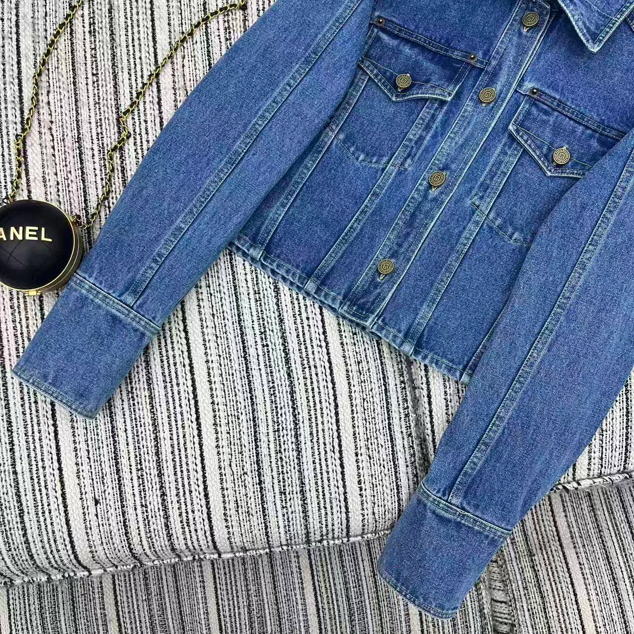 Куртки И Пуховики Женские Balenciaga 3386380