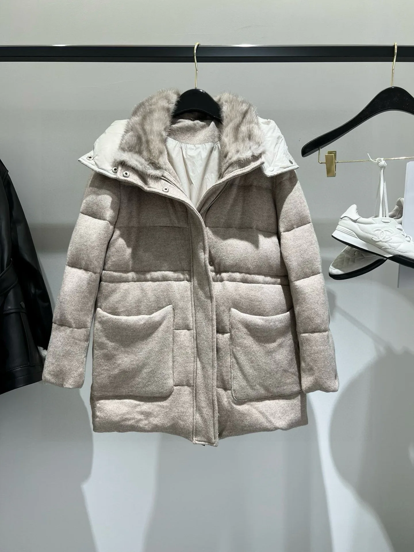 Куртки И Пуховики Женские Loro Piana 1453101