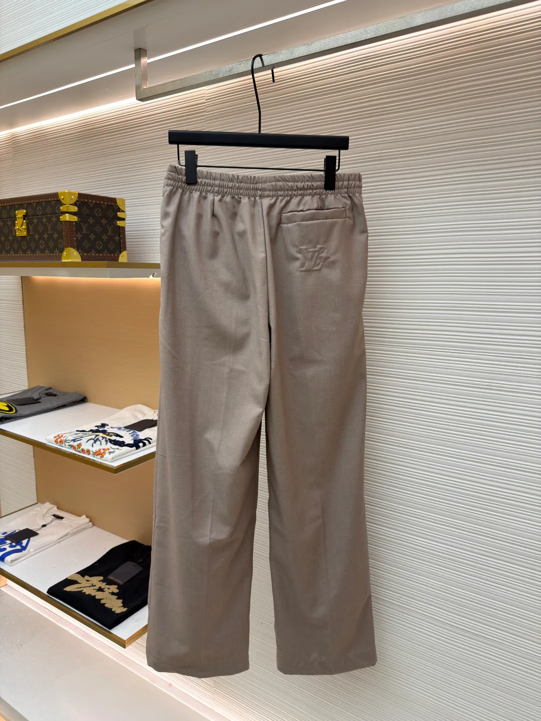 Брюки Мужские Louis Vuitton 10452227