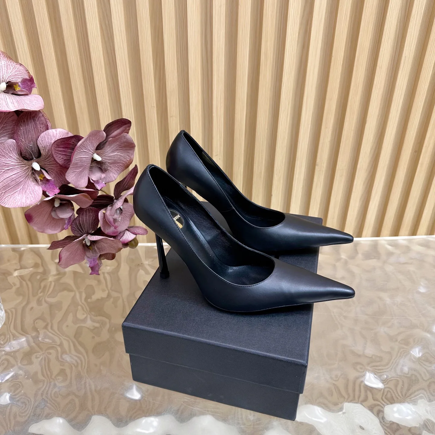 Босоножки Женские Saint Laurent 11490764
