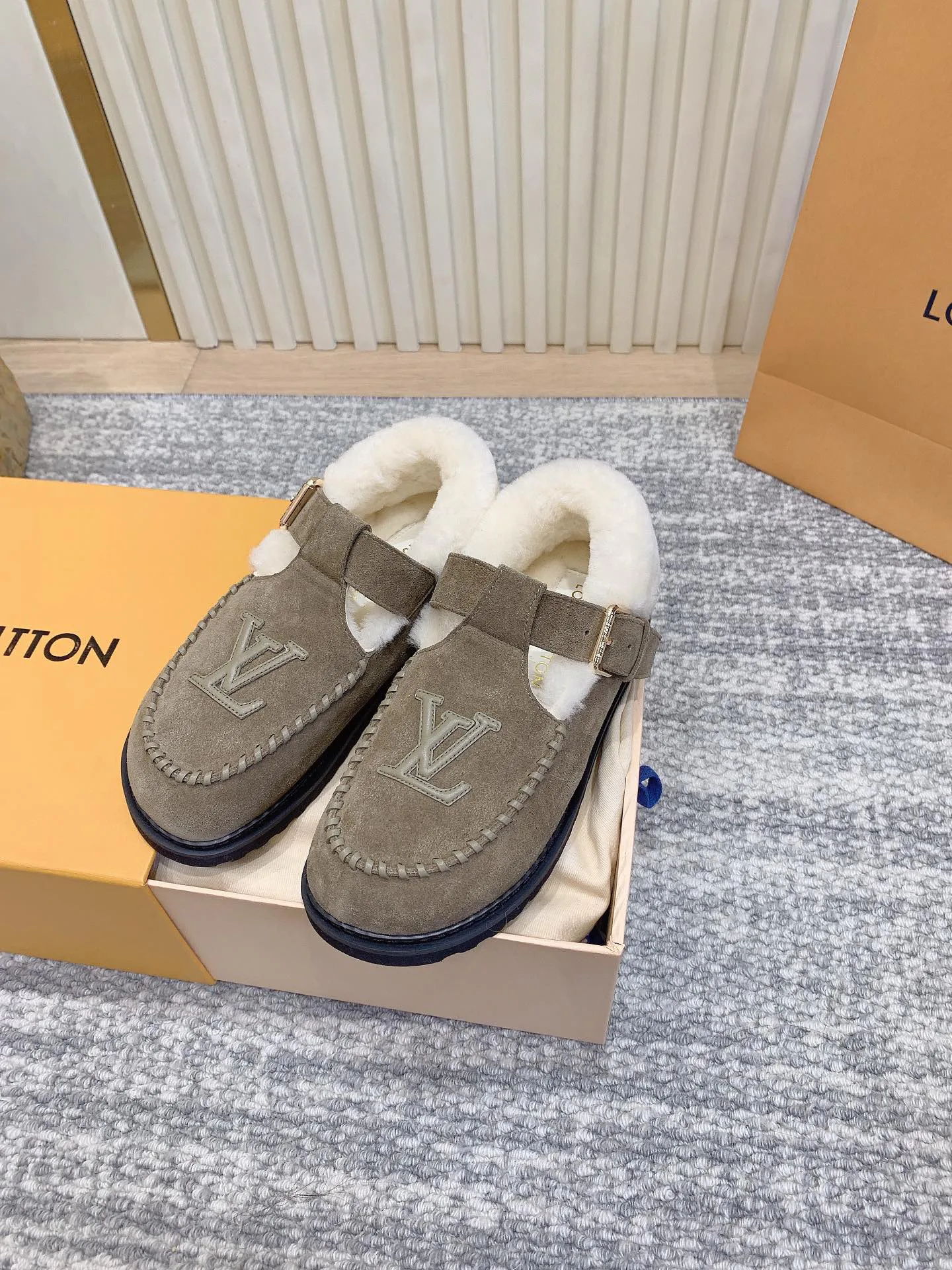 Мюли И Сабо Женские Louis Vuitton 1834499