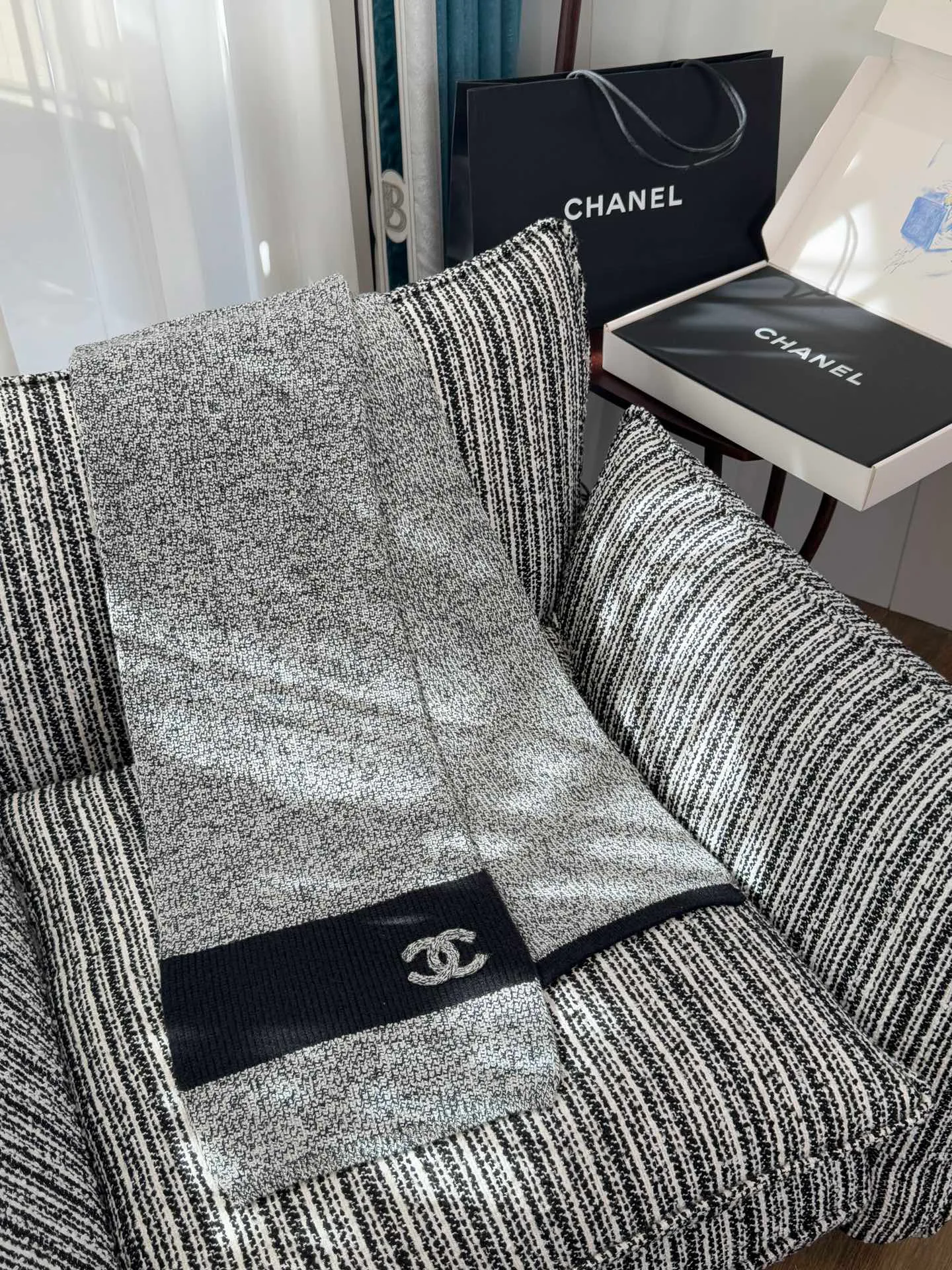 Шарфы Chanel 17992833