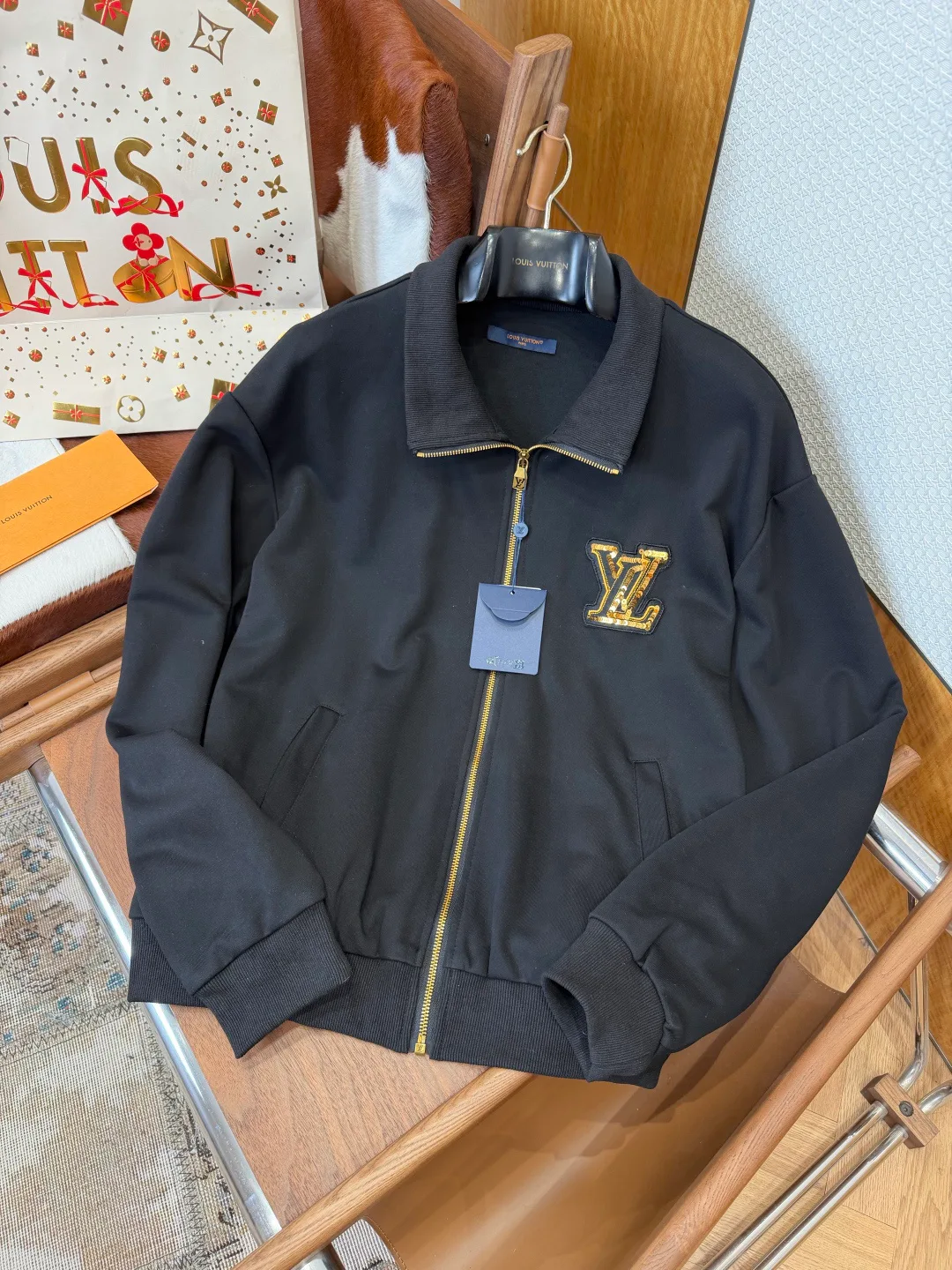 Куртки И Пуховики Мужские Louis Vuitton 1322923