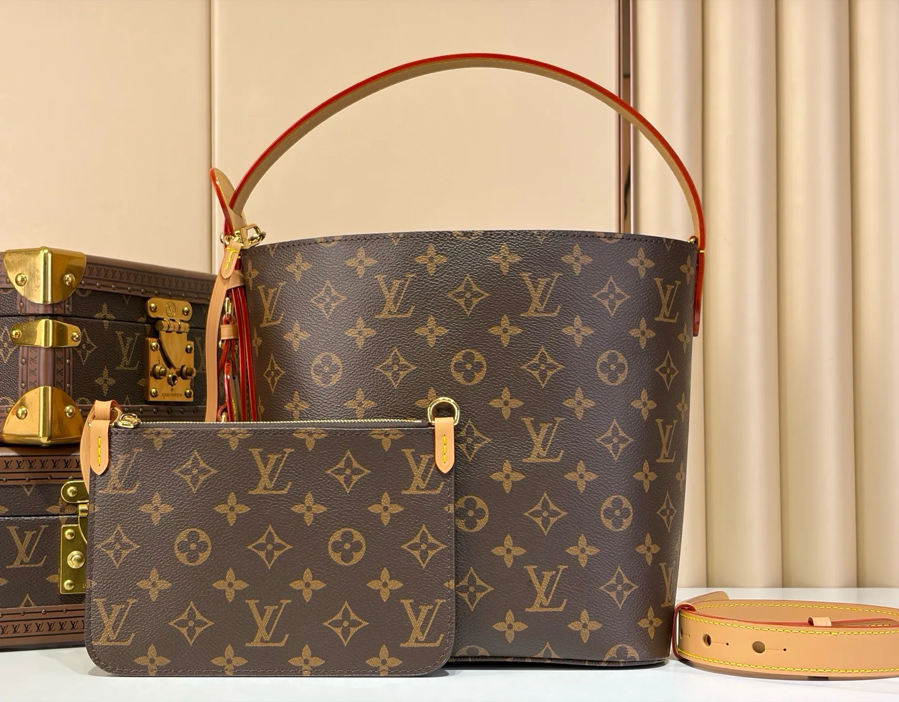 Классические Сумки Женские Louis Vuitton 17499366
