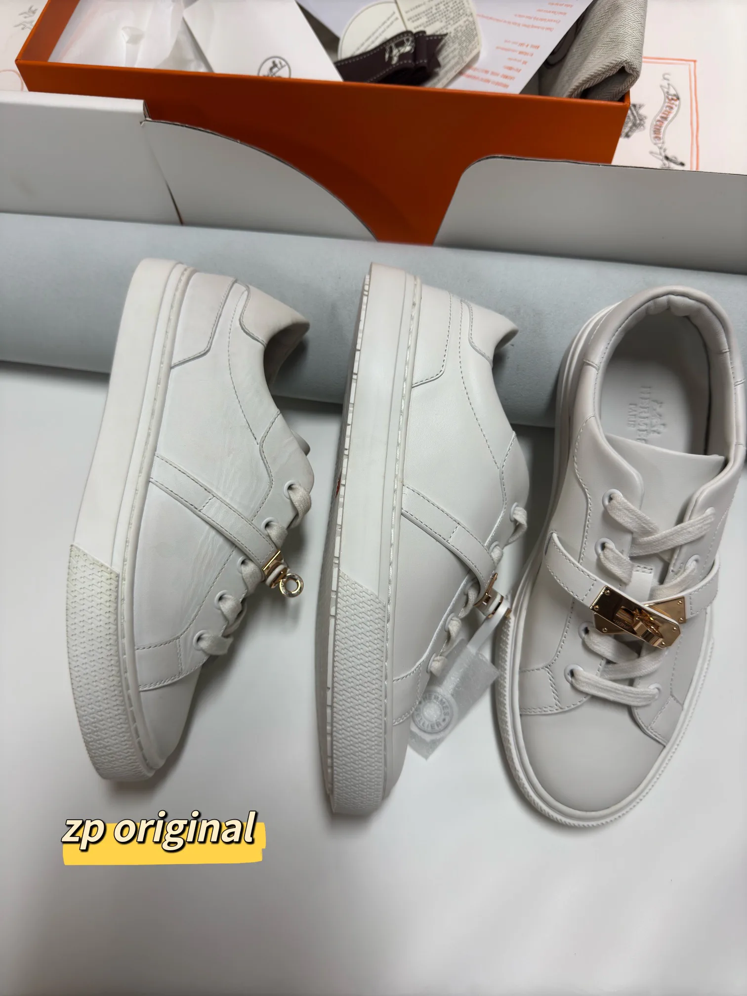 Кроссовки Женские Hermes 8937