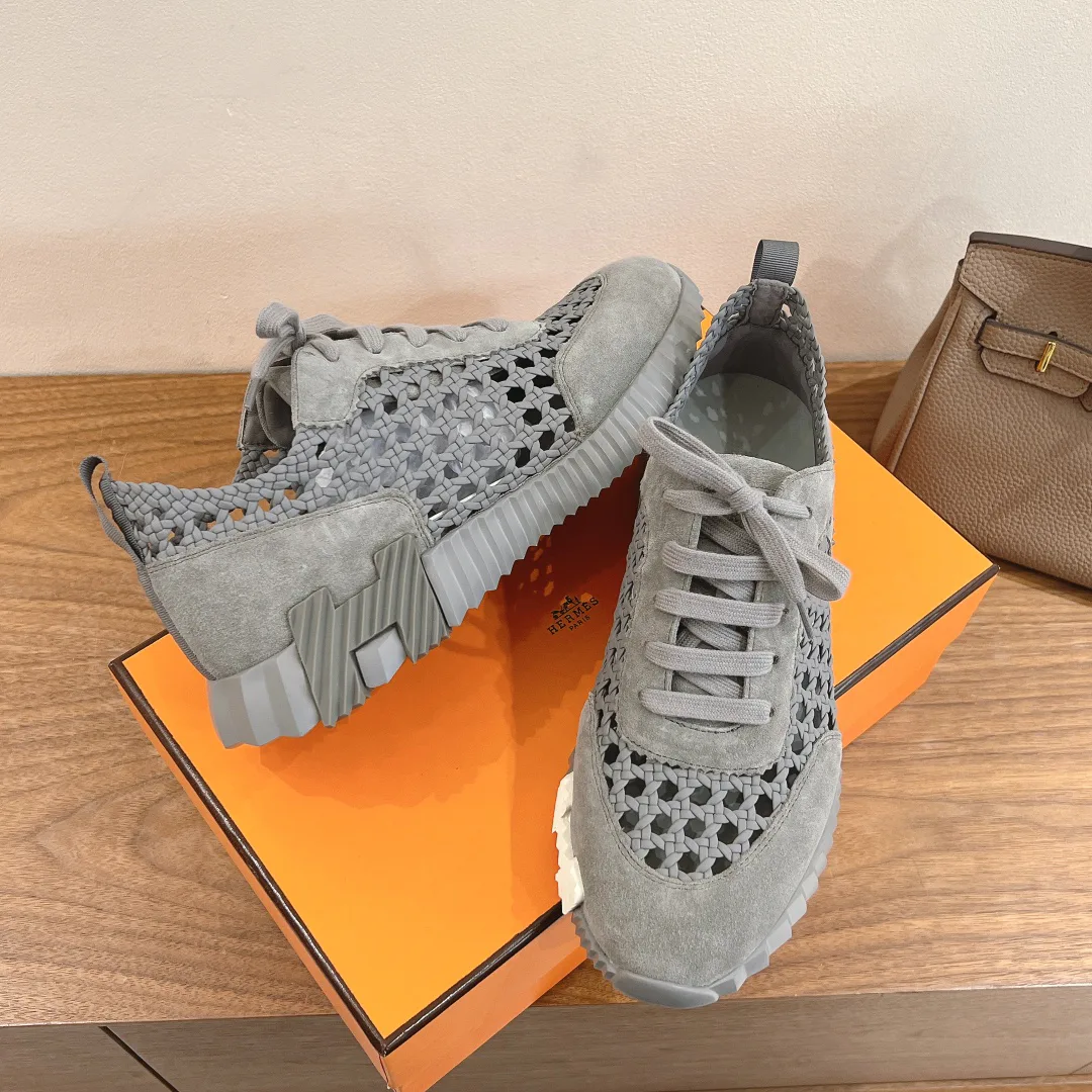 Кроссовки Женские Hermes 18729835