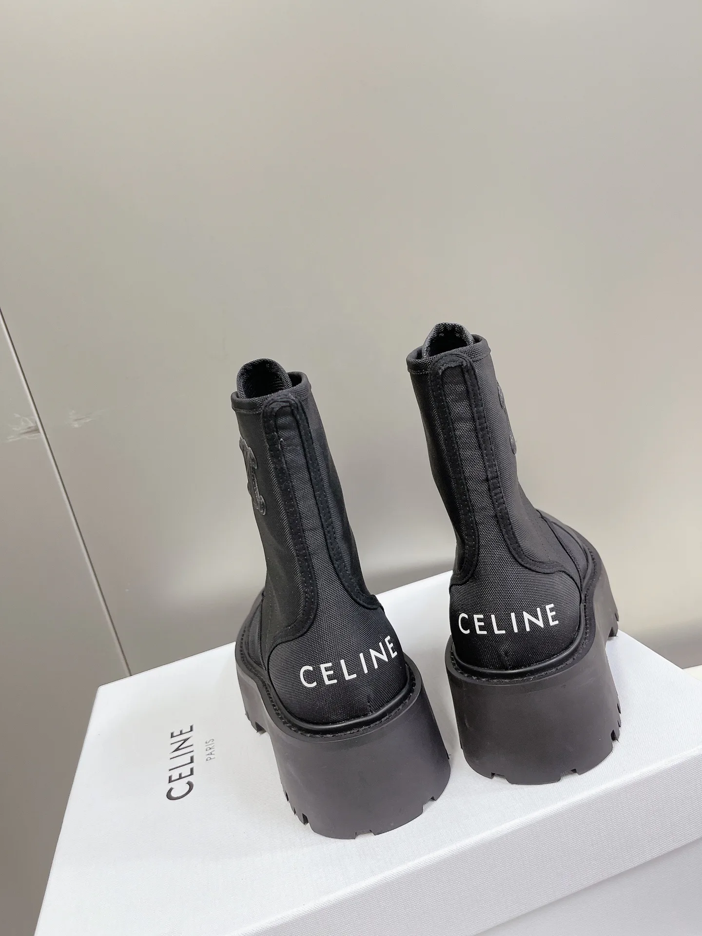 Ботинки Женские Celine 18005924