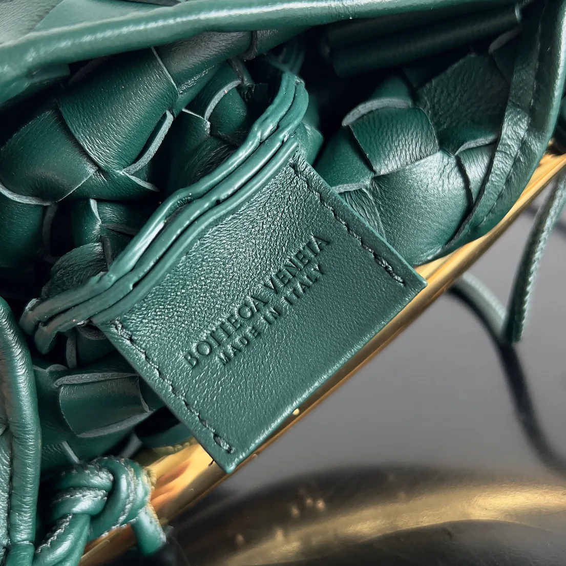 Сумки На Ремне Женские Bottega Veneta 12788336