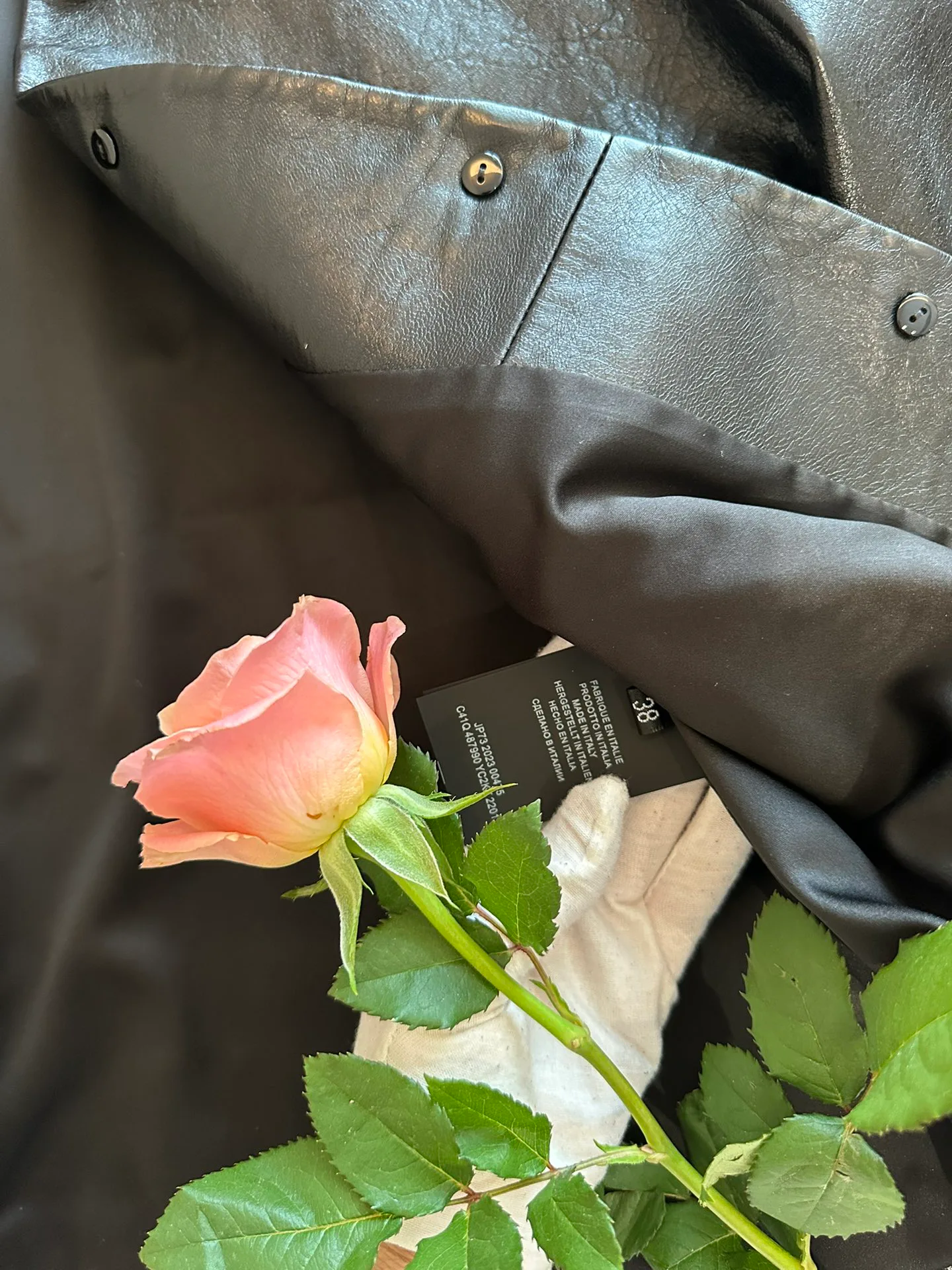 Кожаные Куртки И Дублёнки Женские Prada 9817919