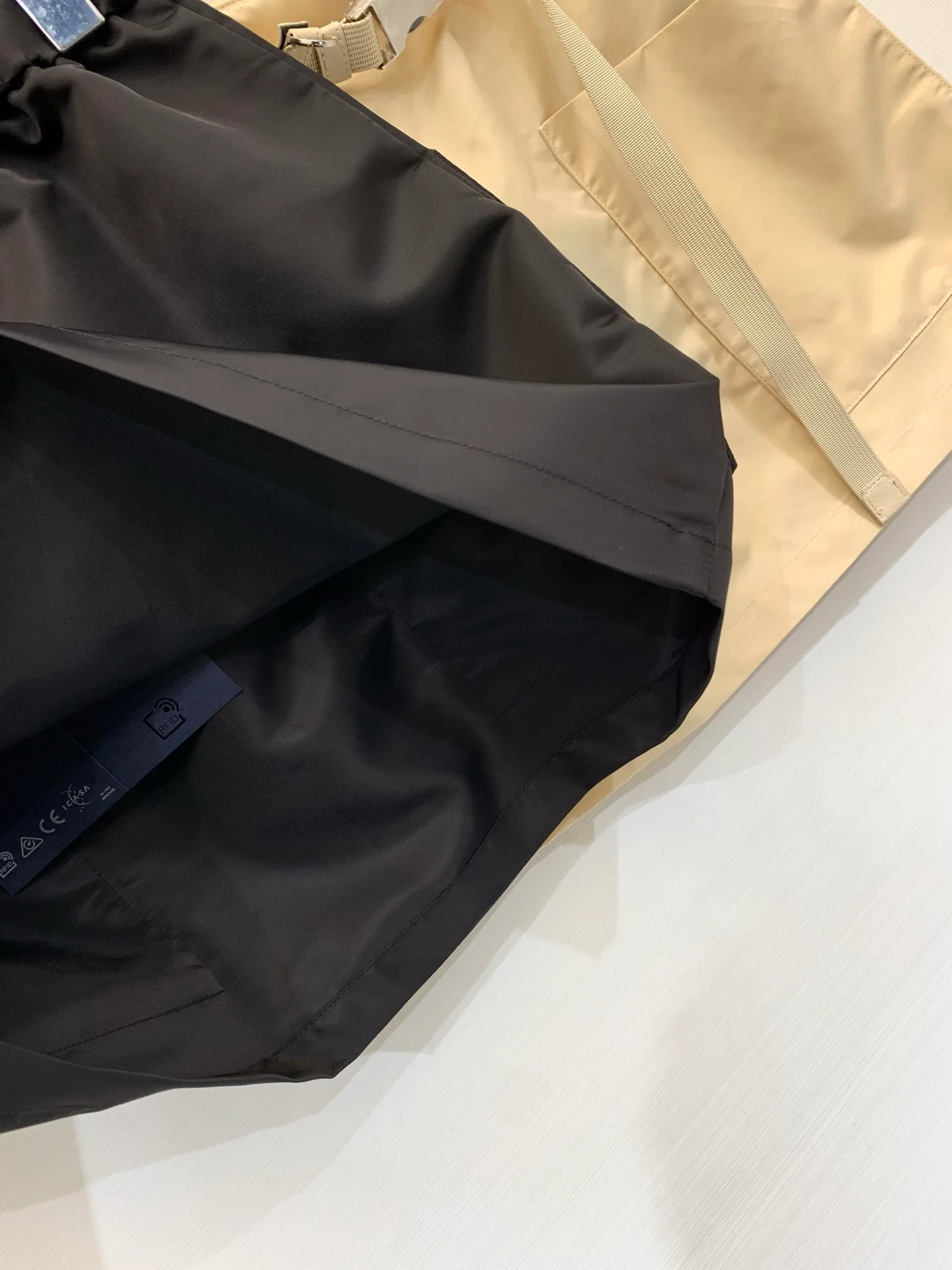 Юбки Женские Prada 12637739
