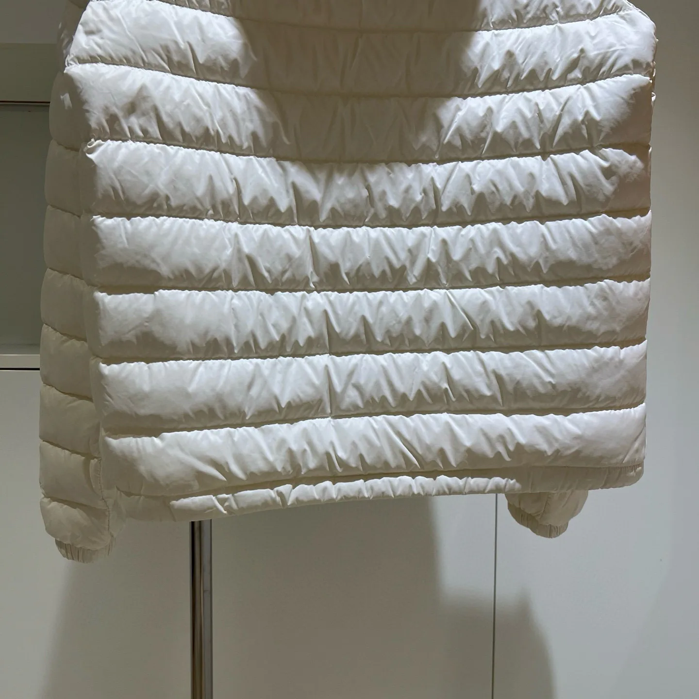 Куртки И Пуховики Женские Moncler 18180100