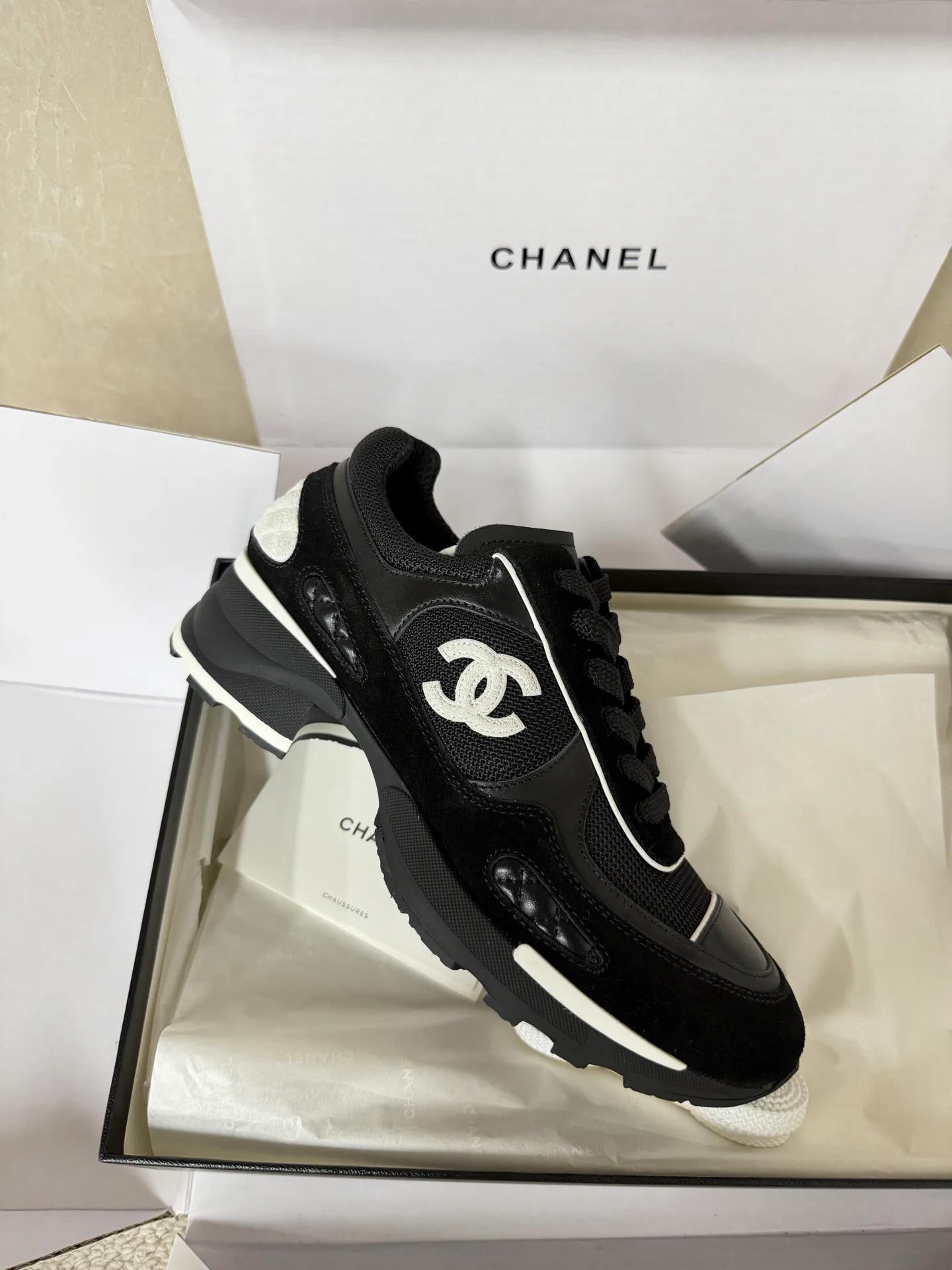 Кроссовки Женские Chanel 1679209