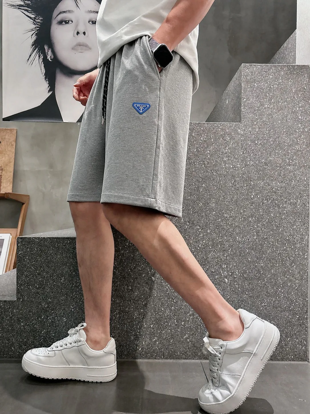 Шорты Мужские Prada 18246600