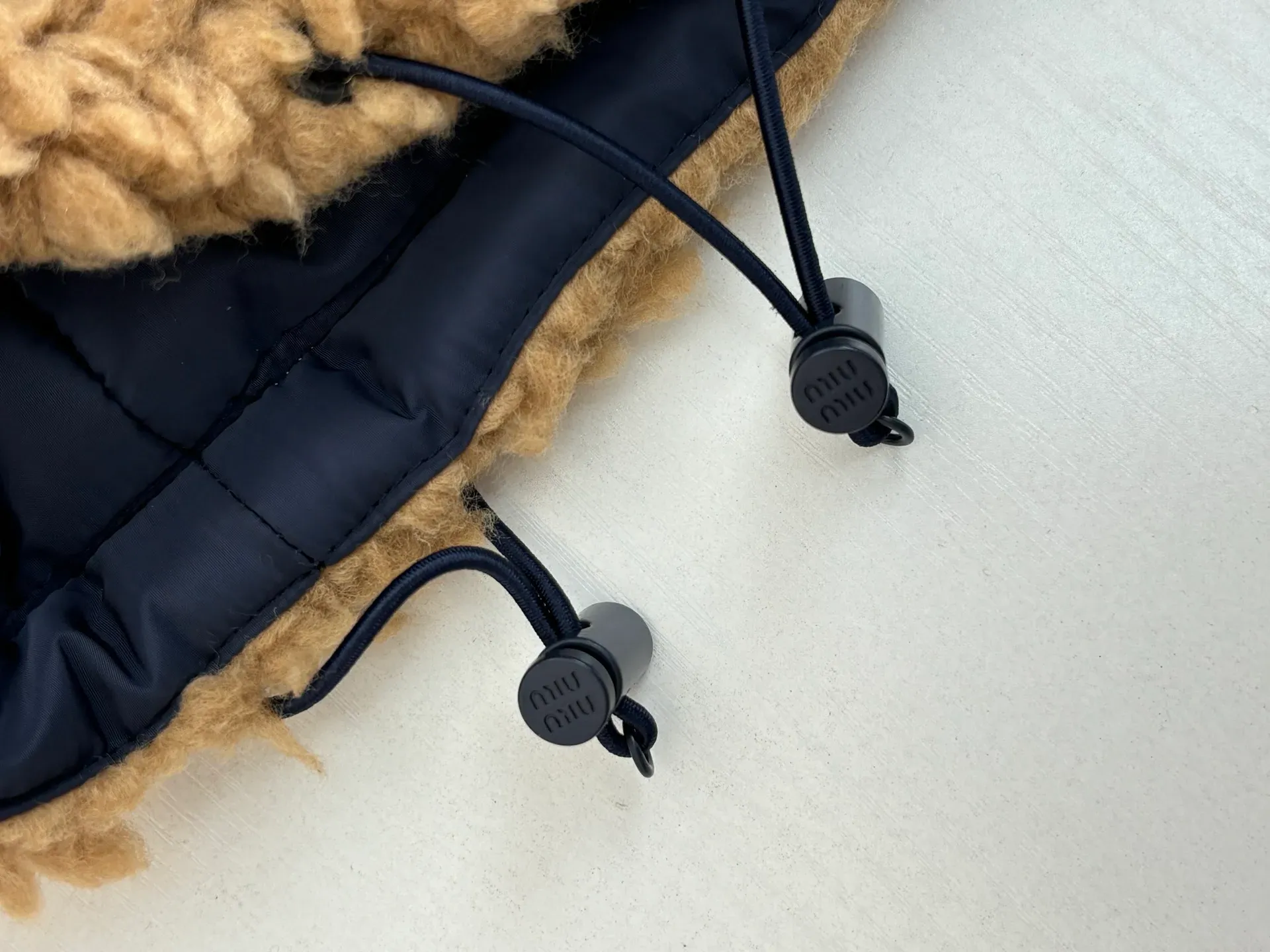 Жилеты Мужские Miu Miu 1273537