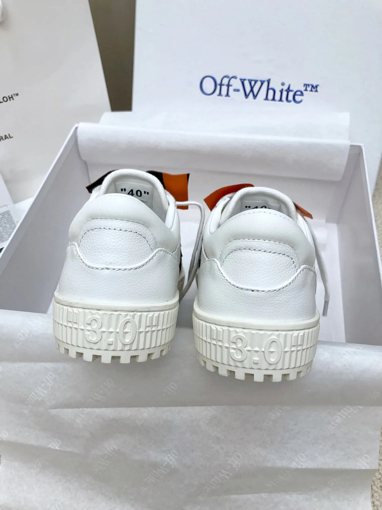 Кроссовки Женские Off-White 18103213