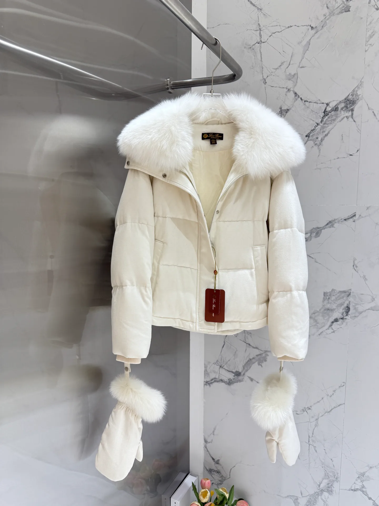 Куртки И Пуховики Женские Loro Piana 19596493