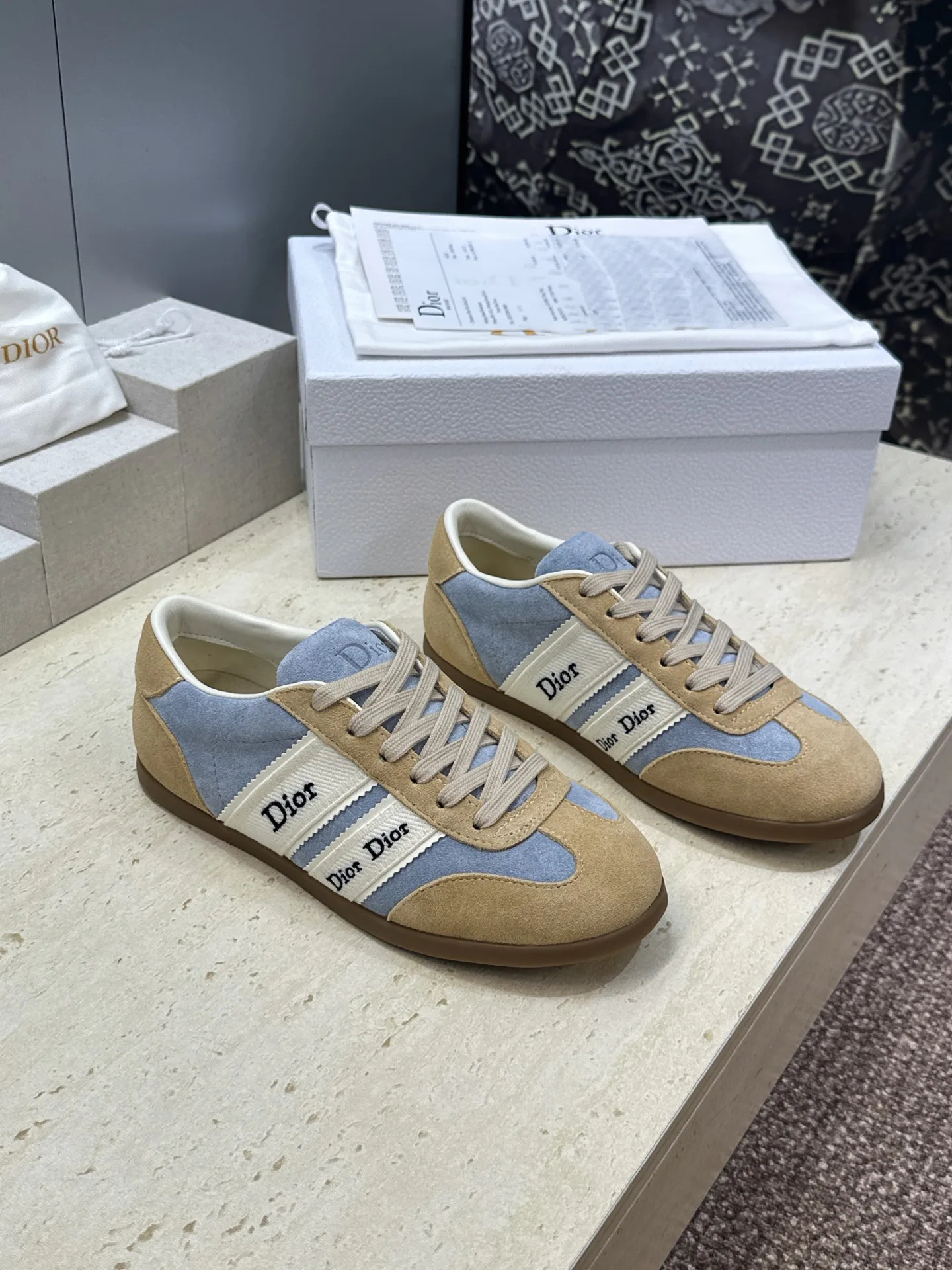 Кроссовки Женские Christian Dior 17612349