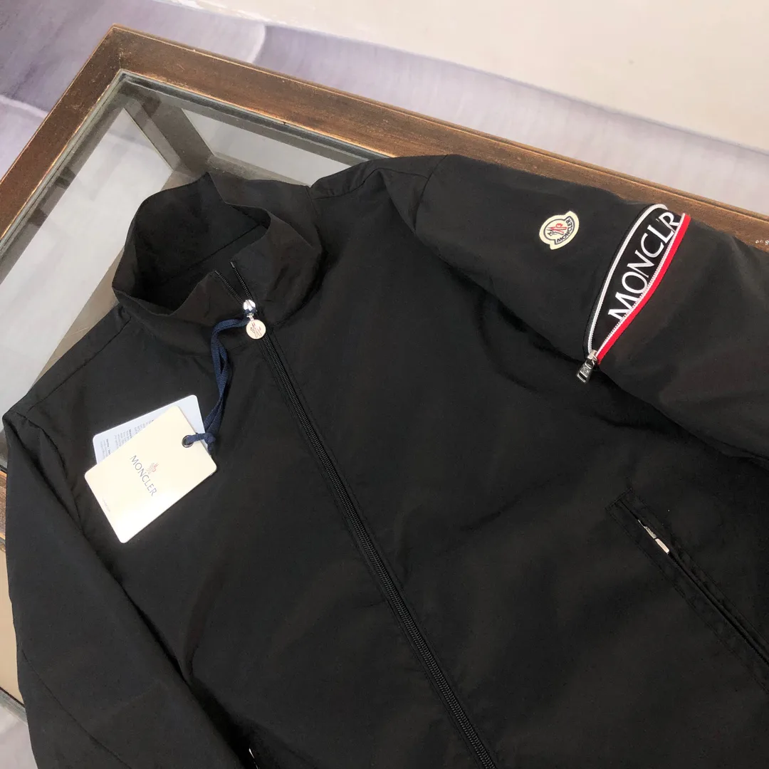 Куртки И Пуховики Женские Moncler 9642356