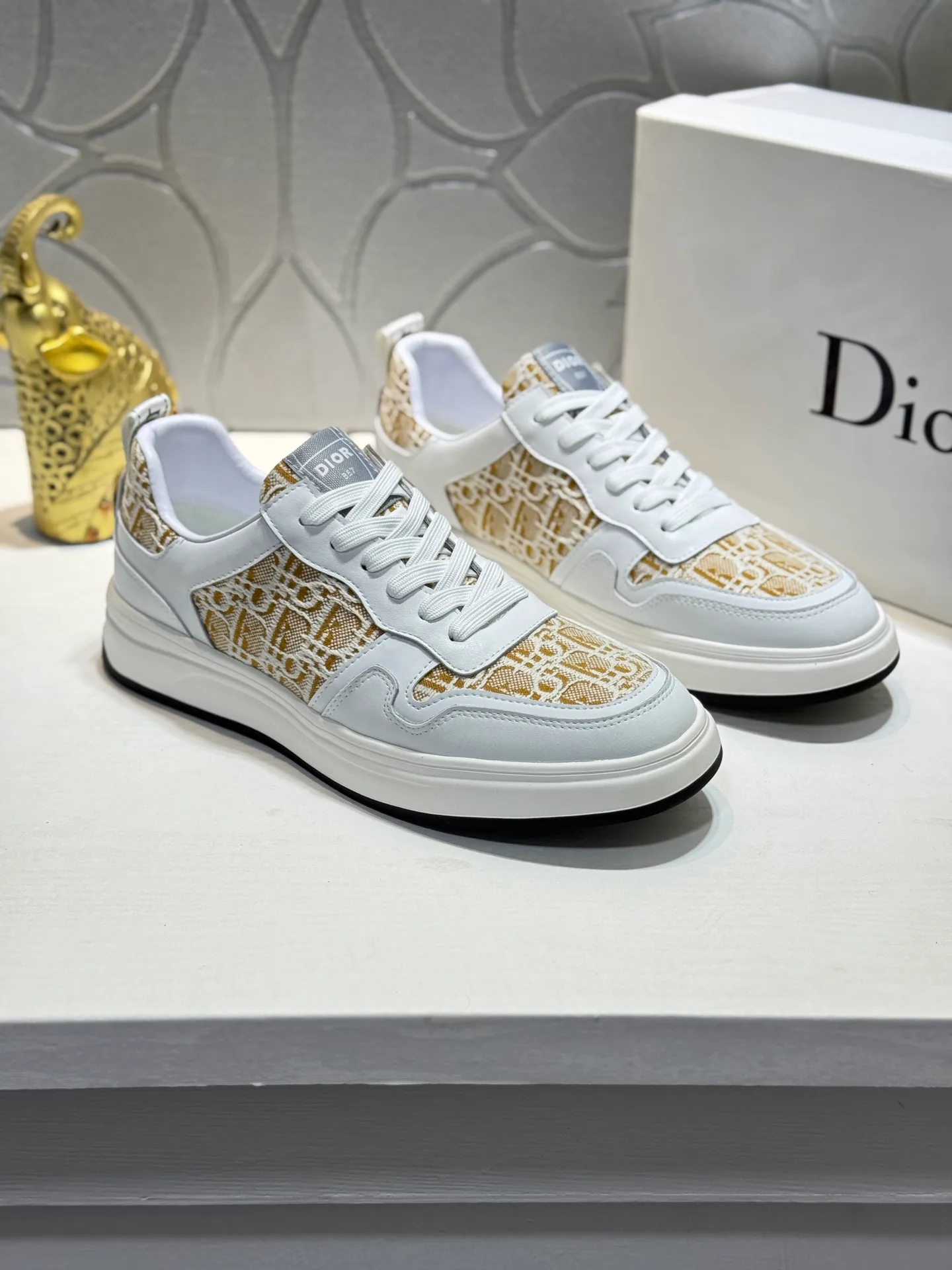Кроссовки Мужские Christian Dior 17934224