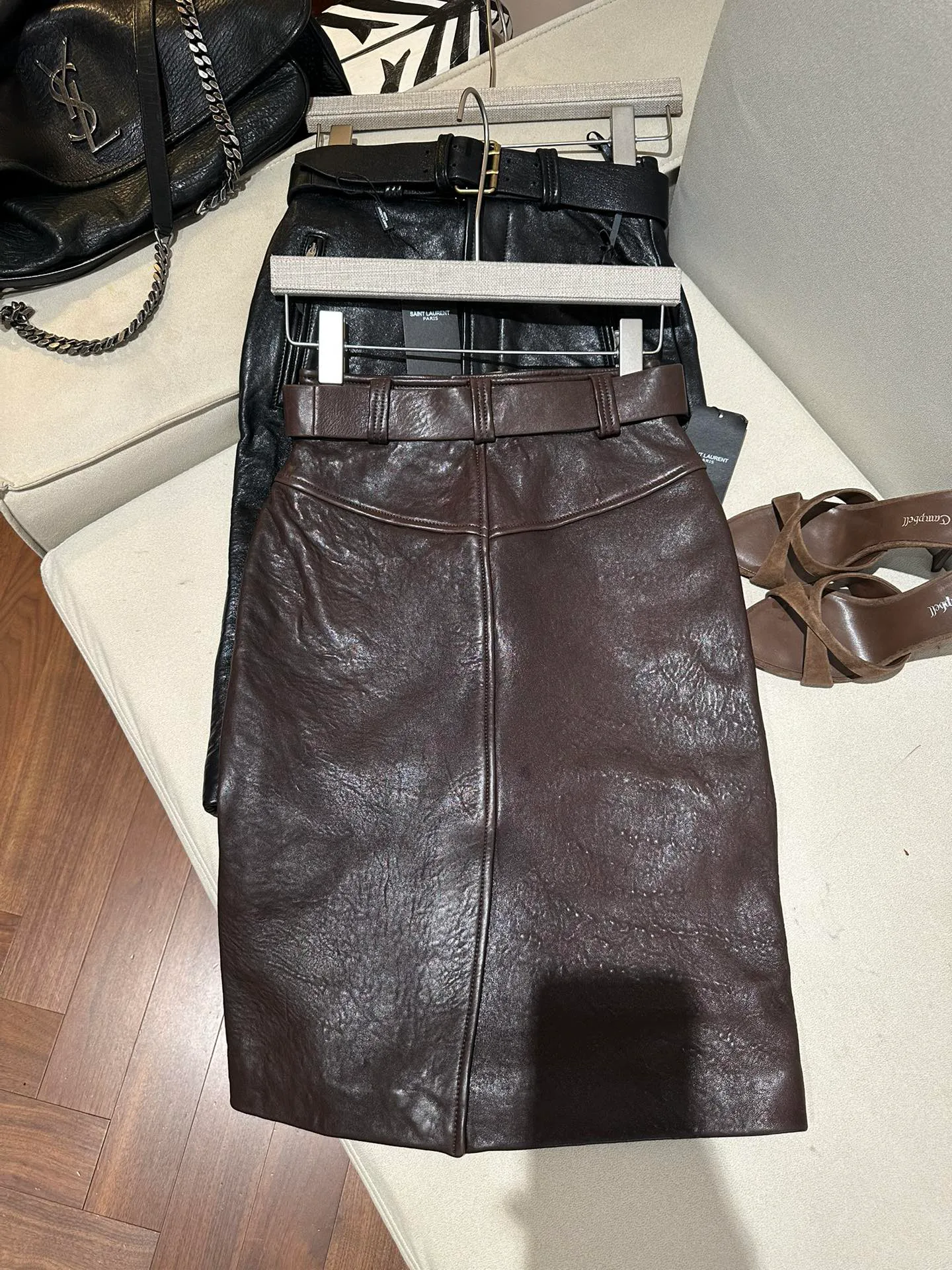 Кожаные Куртки И Дублёнки Женские Saint Laurent 11786198