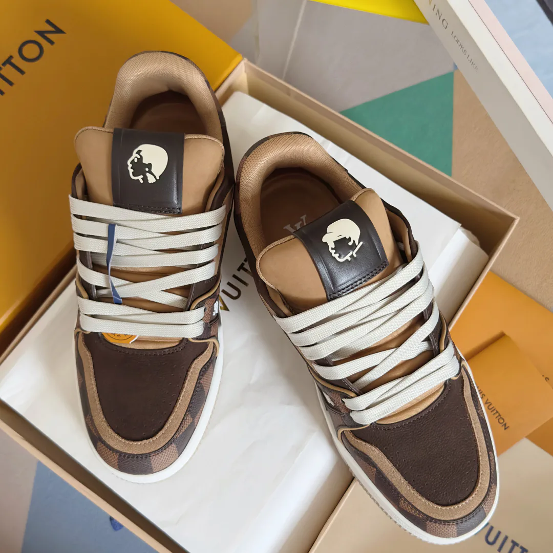 Кроссовки Женские Louis Vuitton 1546740